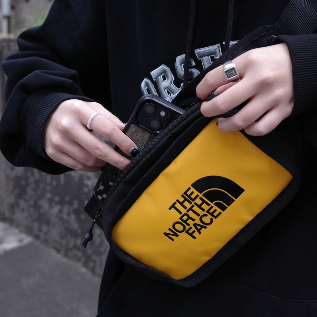 The North Face EXPLORE HIP PACK 小方包 側背( 黑黃nf0a3kzxzu3-os / 黑白NF0A3KZXKY4 )