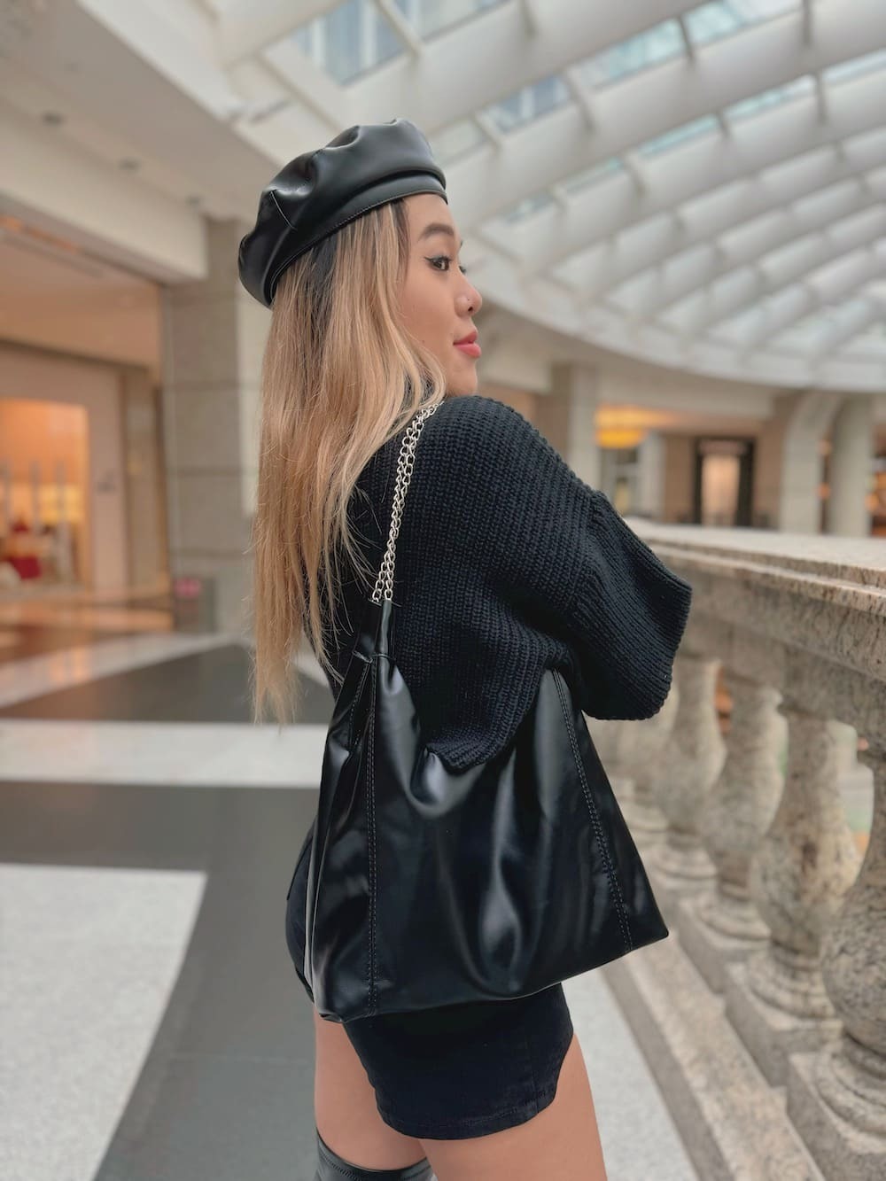 鏈條軟皮托特包