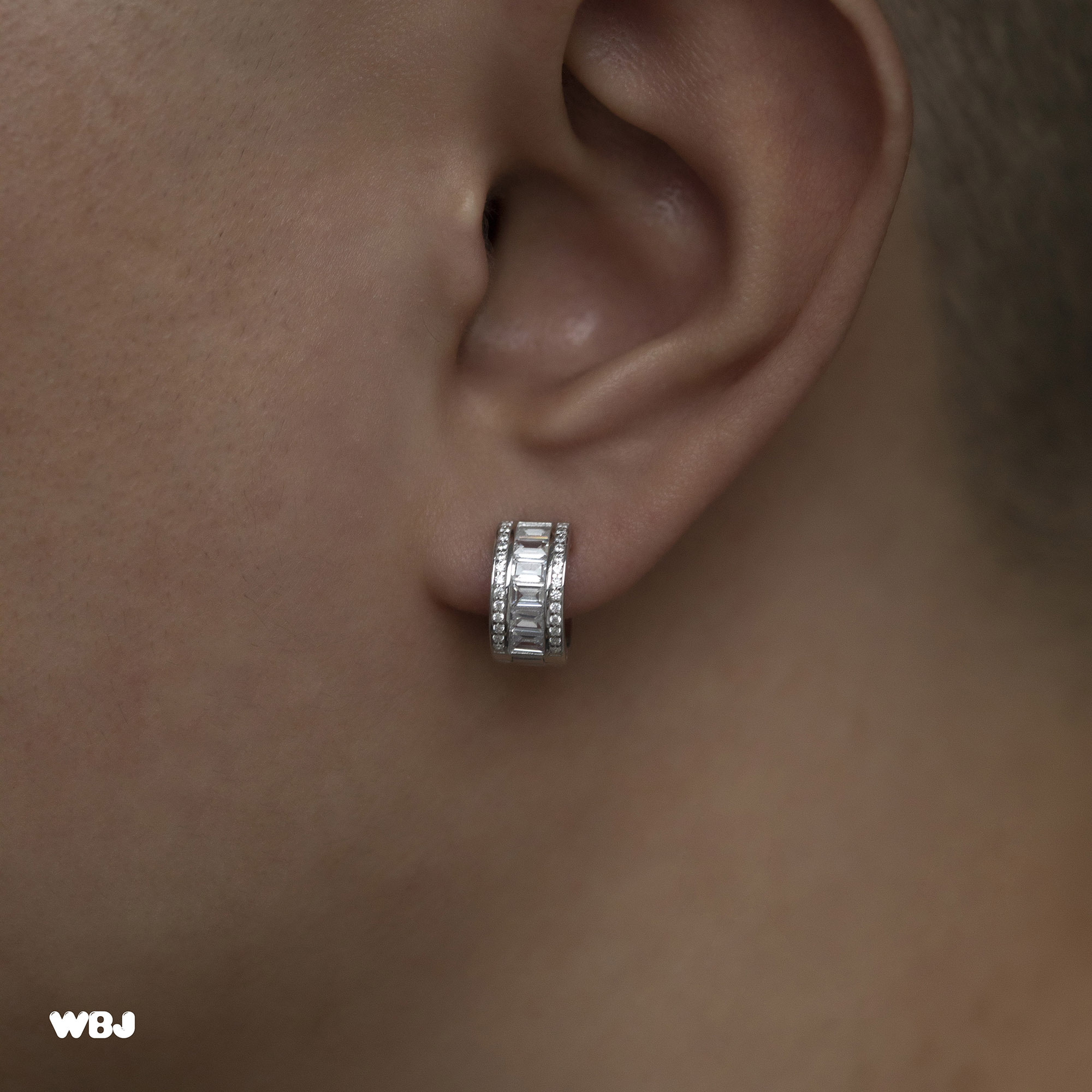 T方滿圈鑲嵌耳環