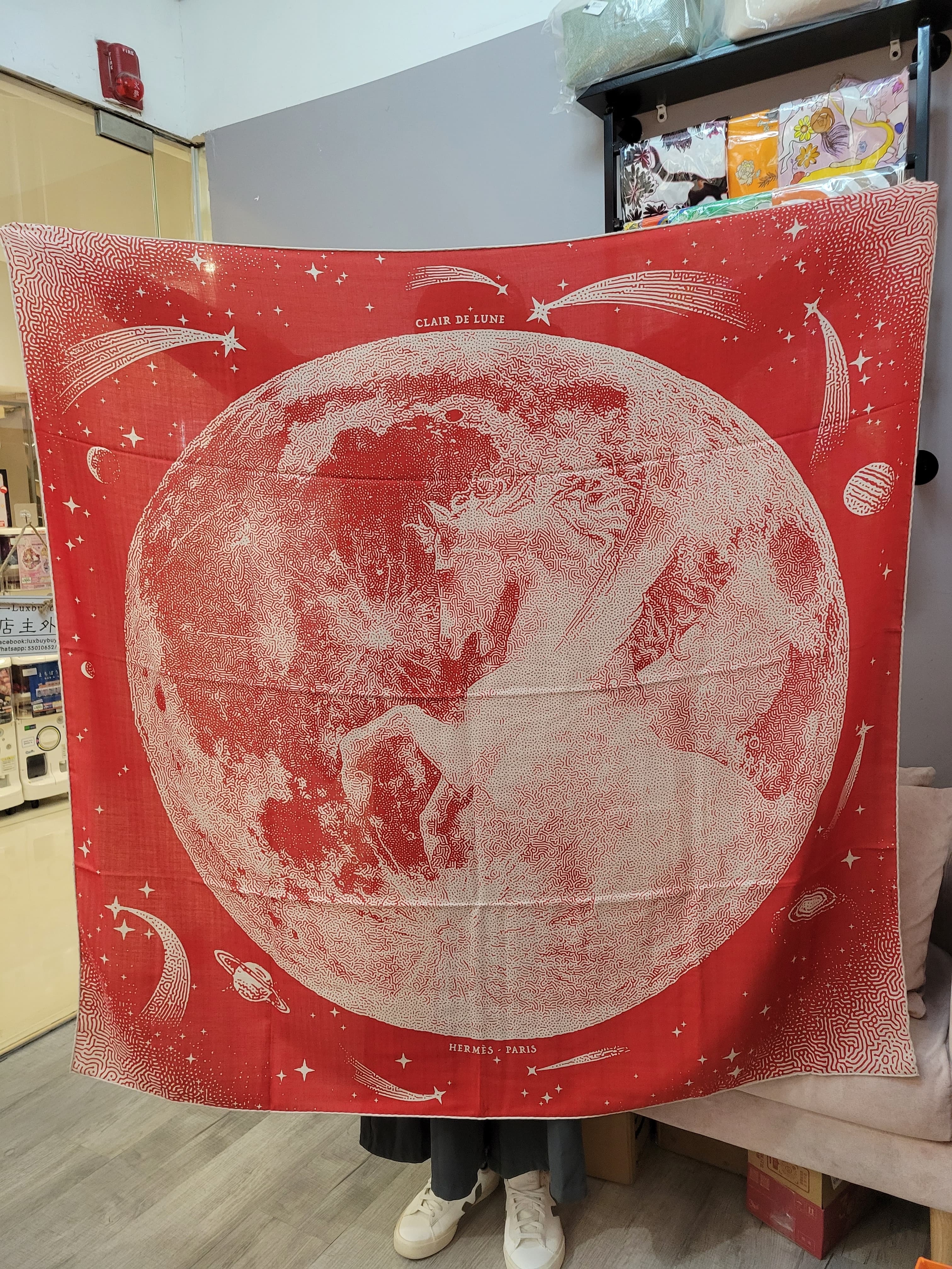 Hermes 140 cashmere Clair de Lune rouge