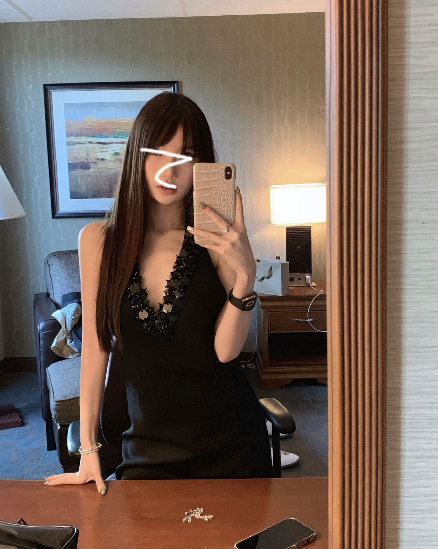 堆疊亮片 掛脖露背毛尼洋裝(人字紋/黑)