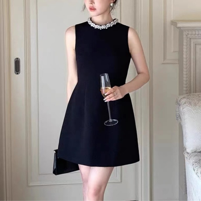 赫本優雅 珍珠領無袖小洋裝