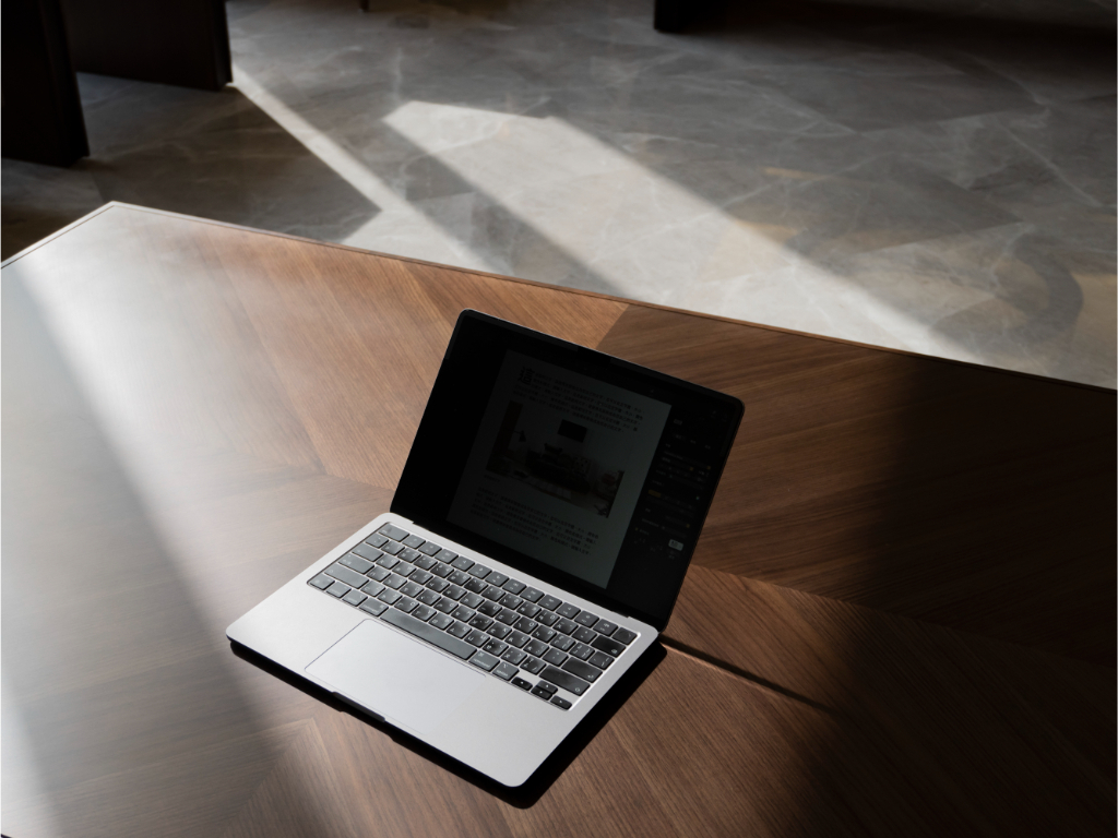 MacBook Pro 16 M1 M2 螢幕防窺片推薦頑皮鬼