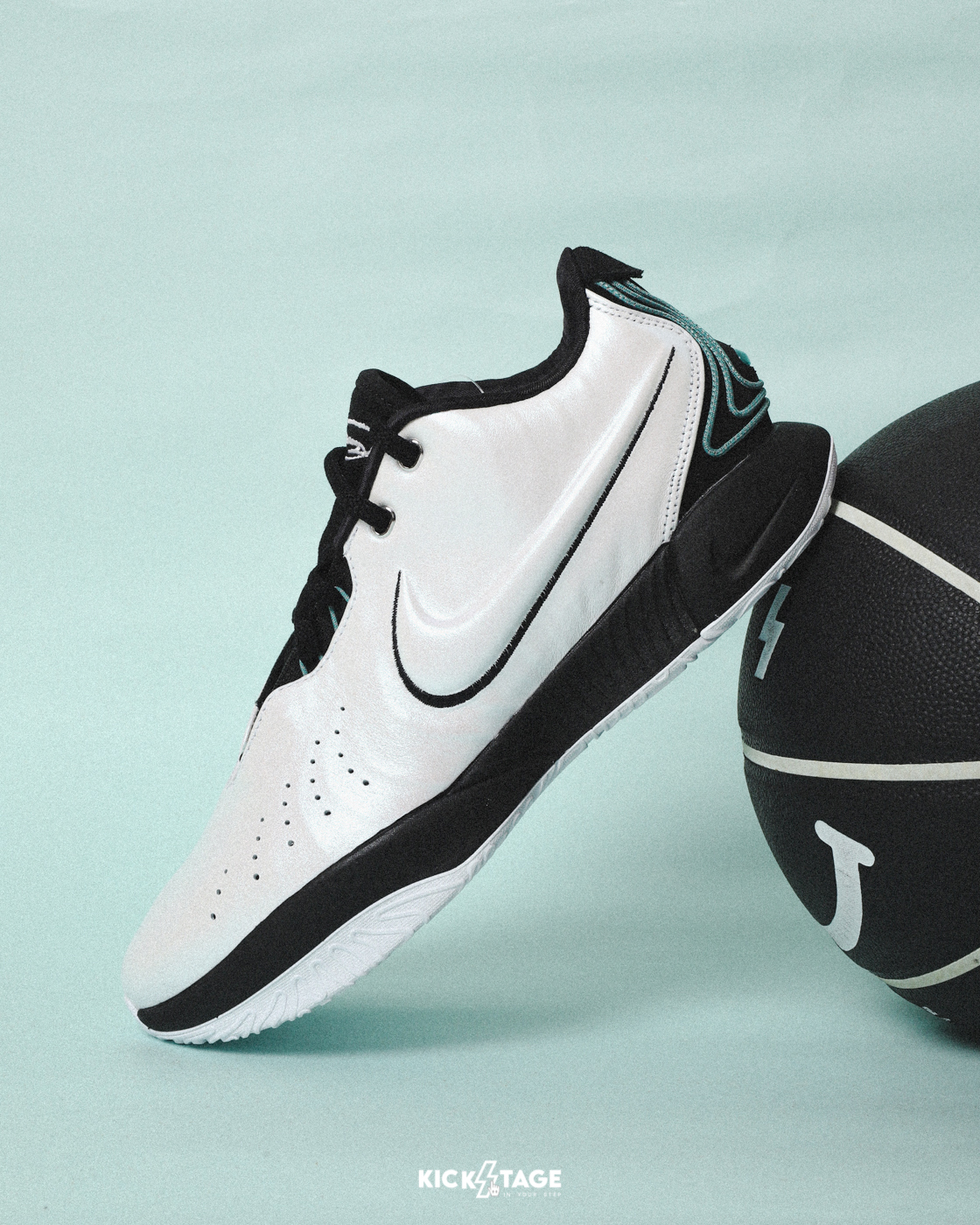 男鞋 NIKE LEBRON XXI Conchiolin 白黑 珍珠白 貝殼 緩震 實戰 運動 籃球鞋【HF5842-100】LBJ21 小皇帝 LBJ