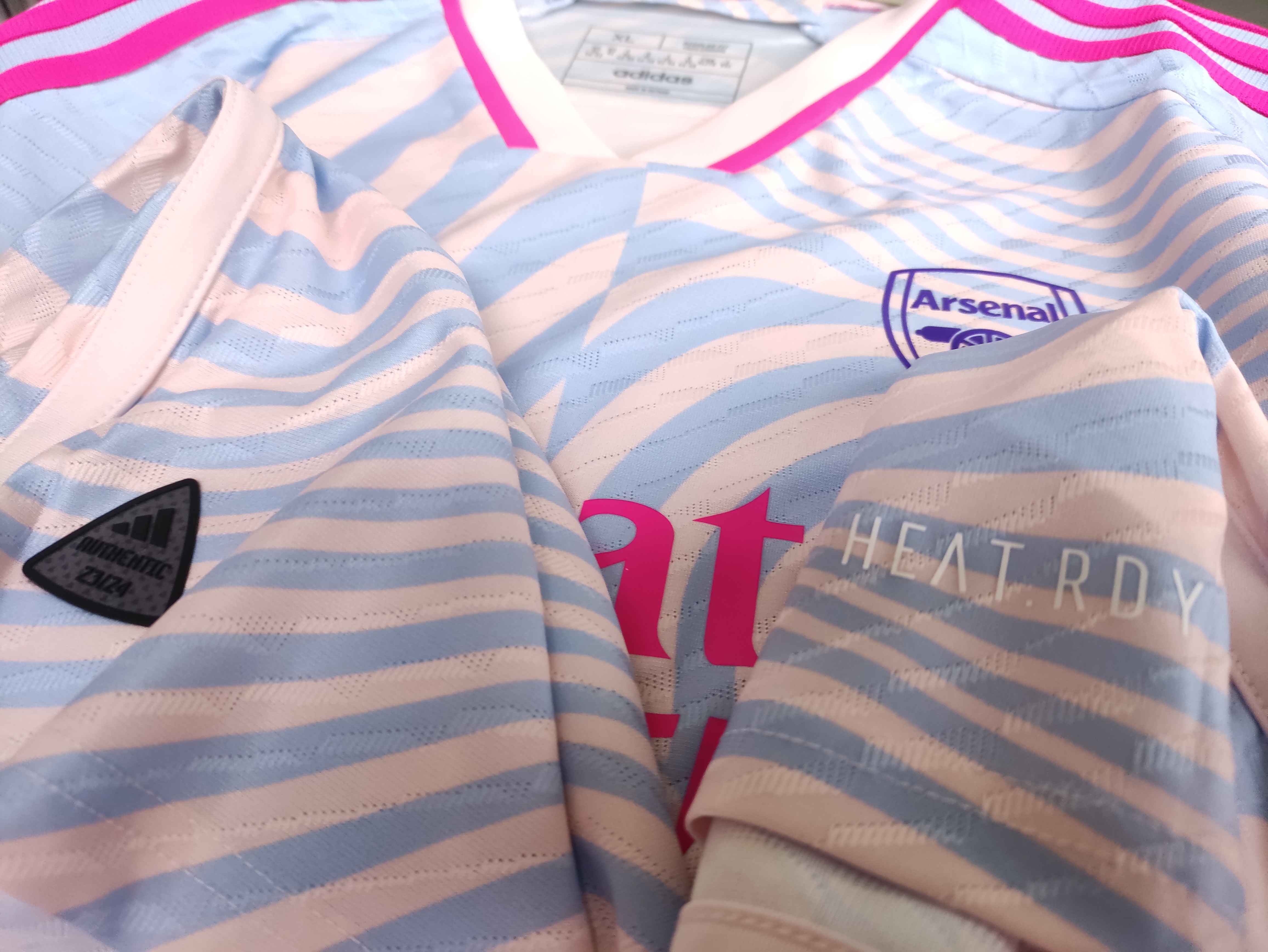 23-24阿仙奴女足 x Stella McCartney特別版球員版球衣