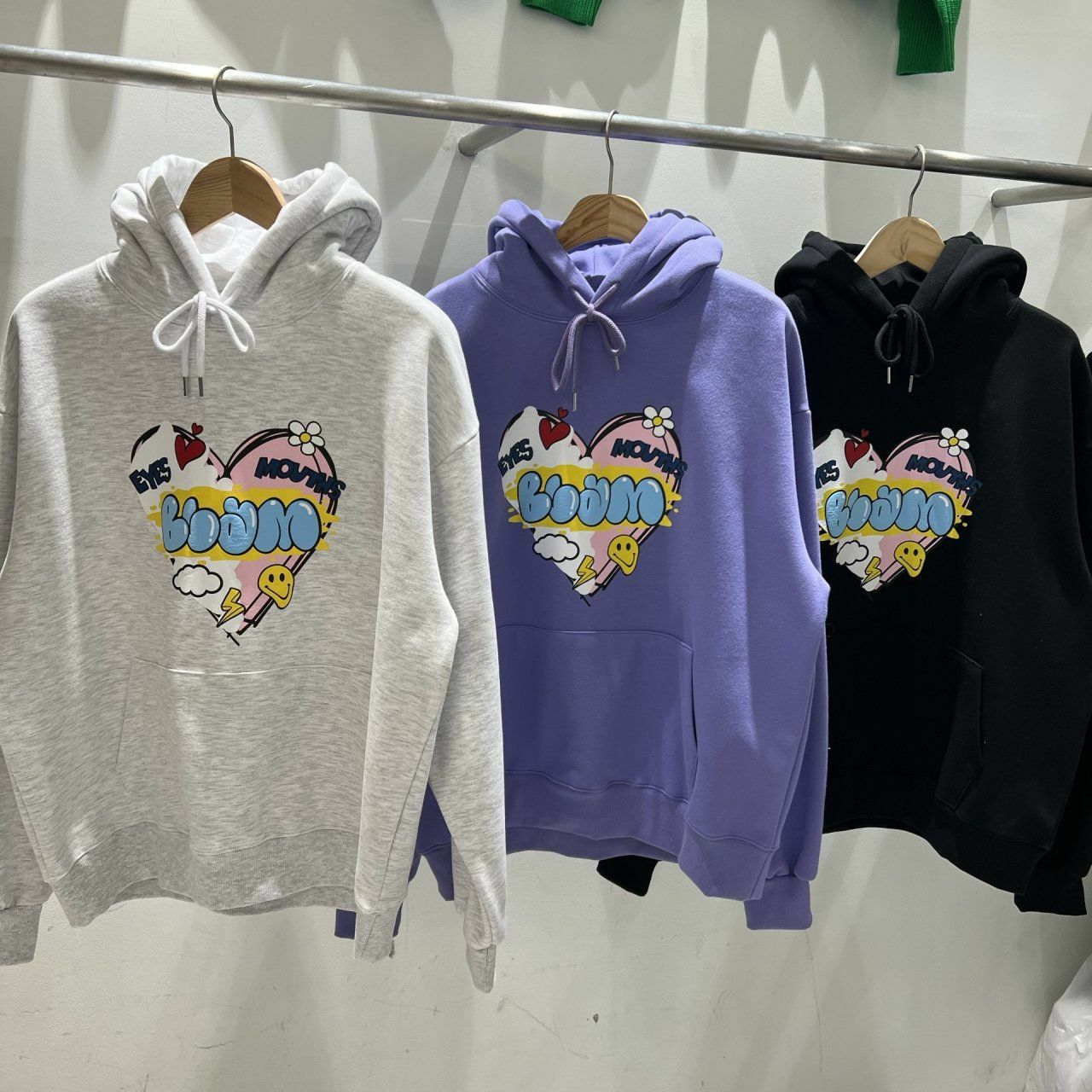 心心圖案英文字連帽衛衣(薄抓毛底) BARON-047T