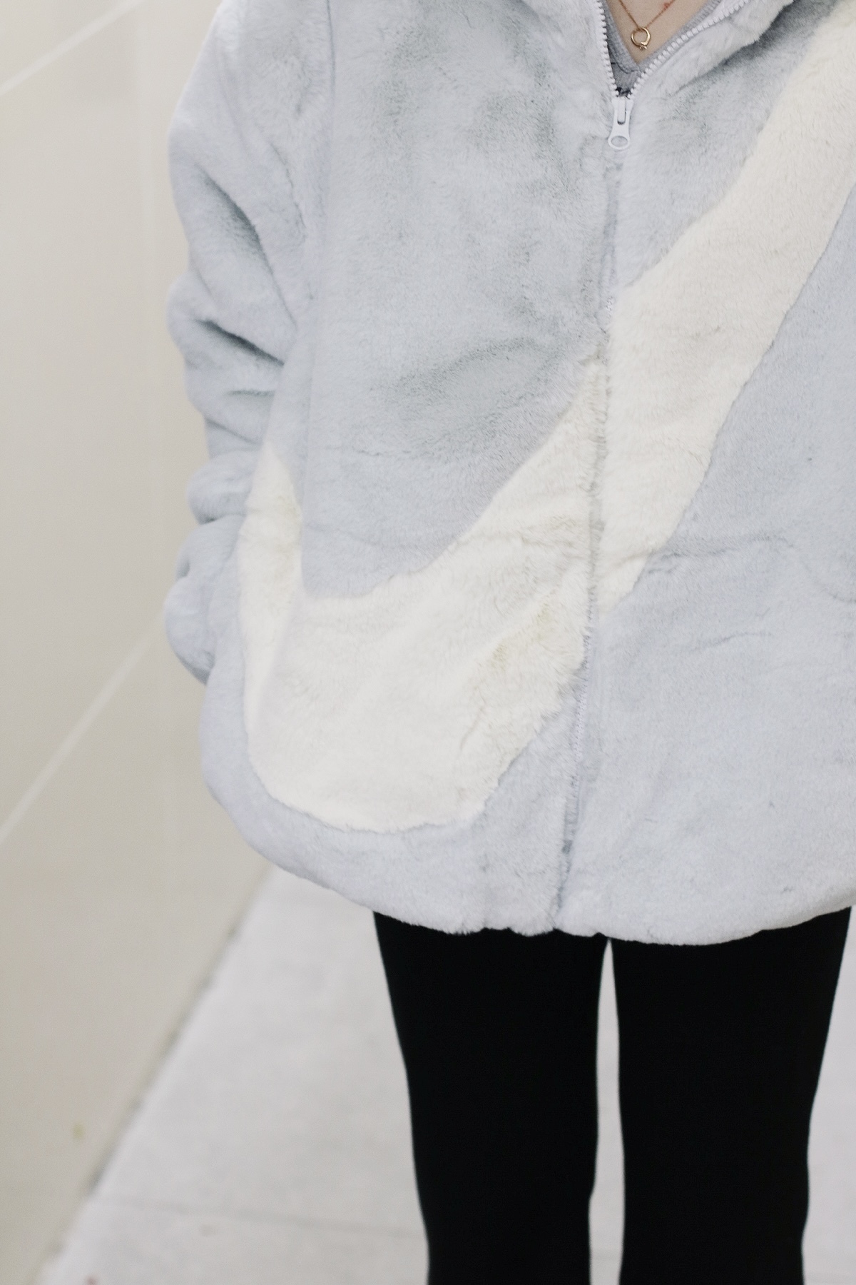 Nike Swoosh Fur Jacket Woman Blue 淺藍色