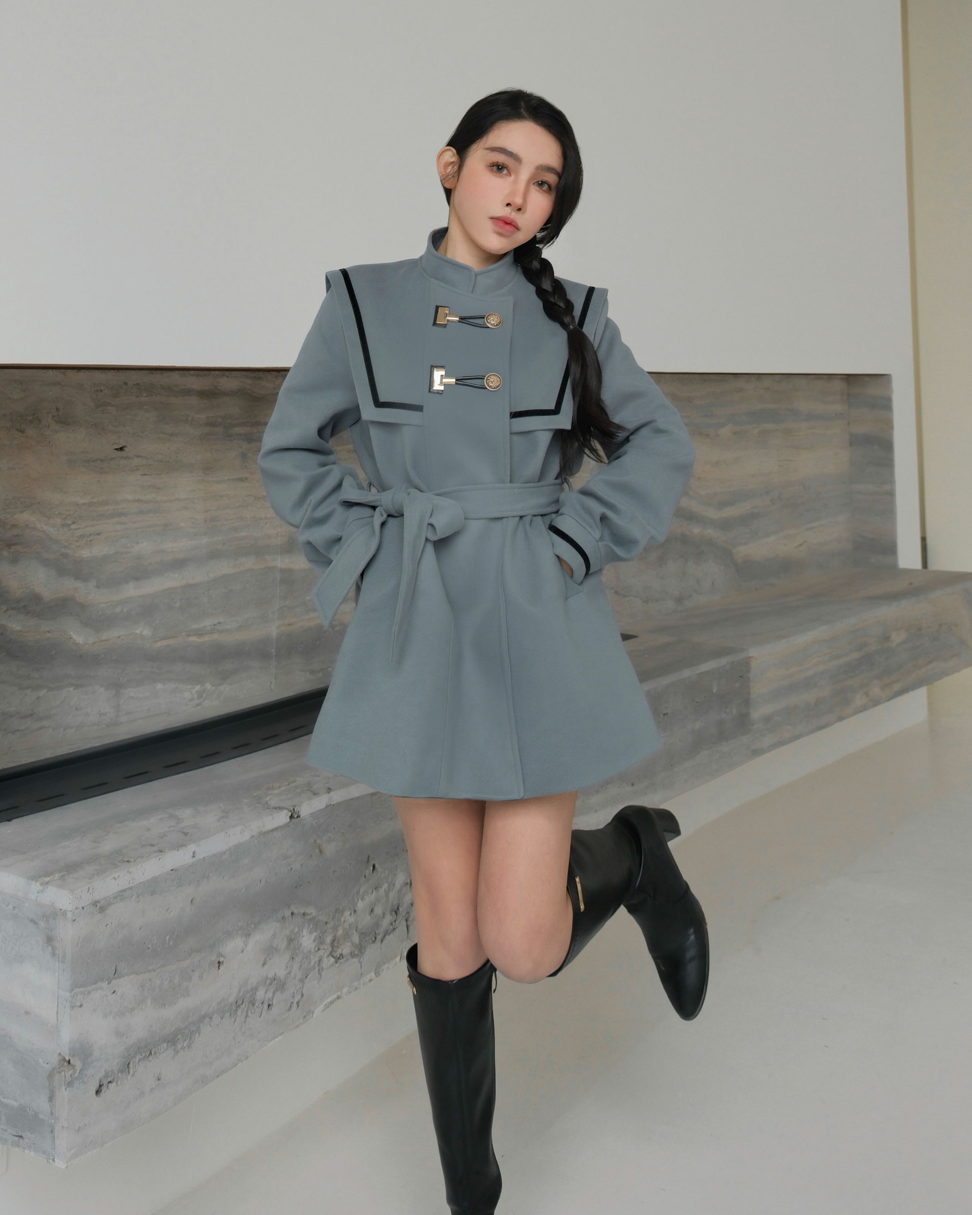 訂製-甜美斗篷線條立領傘擺外套