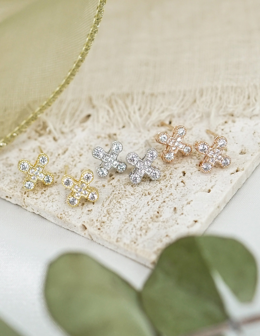 925 純銀水鑽十字架耳環