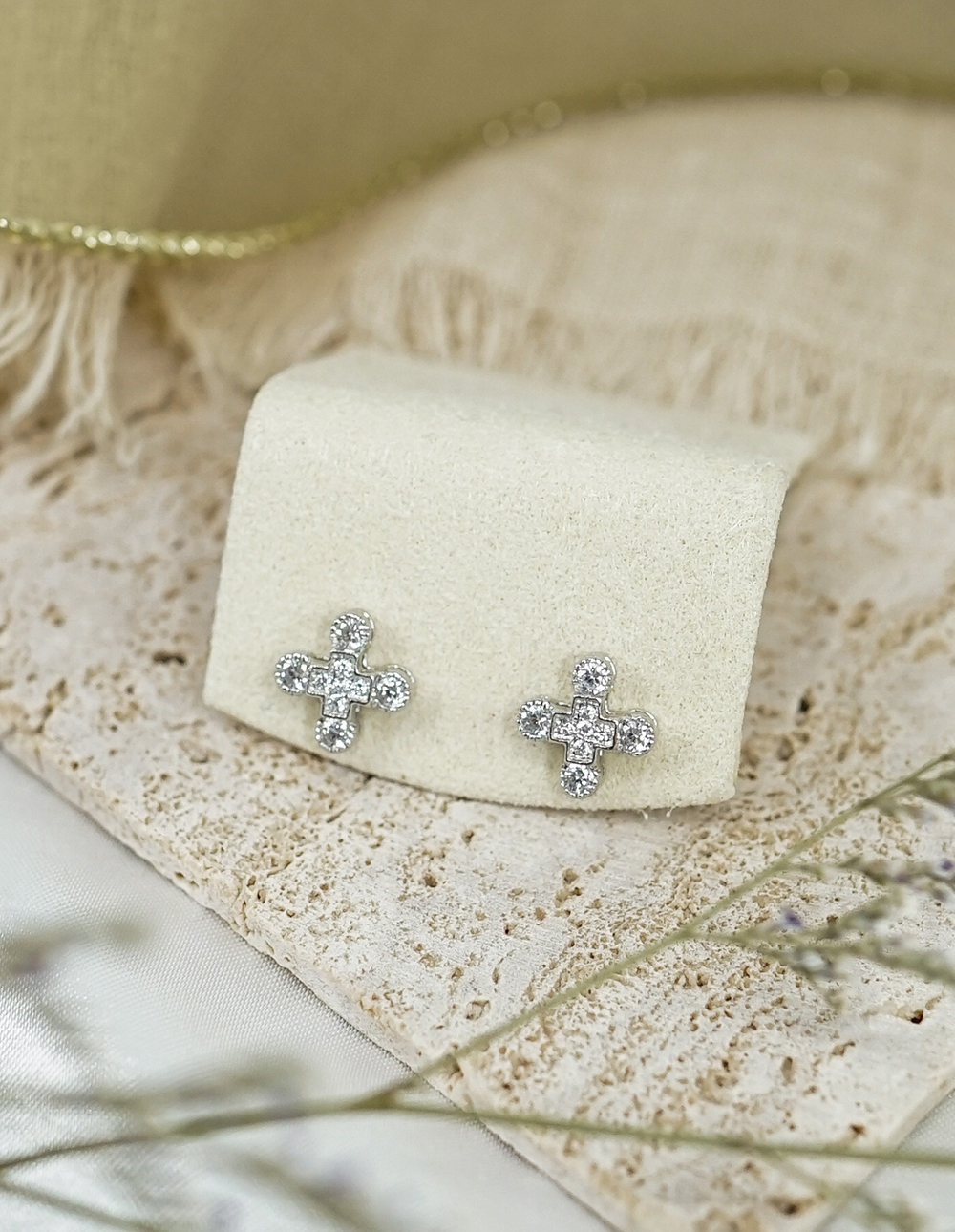 925 純銀水鑽十字架耳環