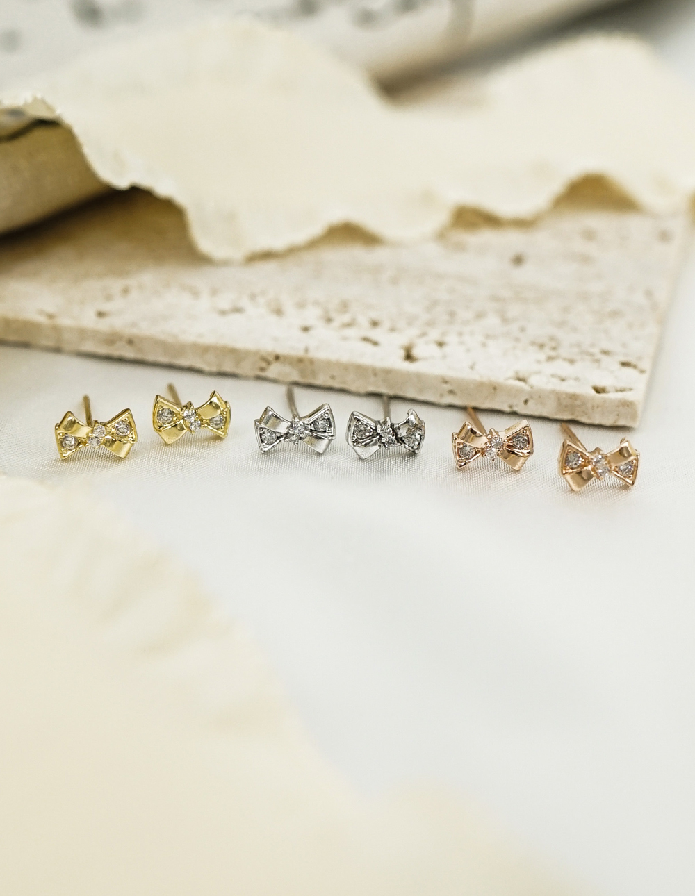 925 純銀立體蝴蝶結水鑽耳環