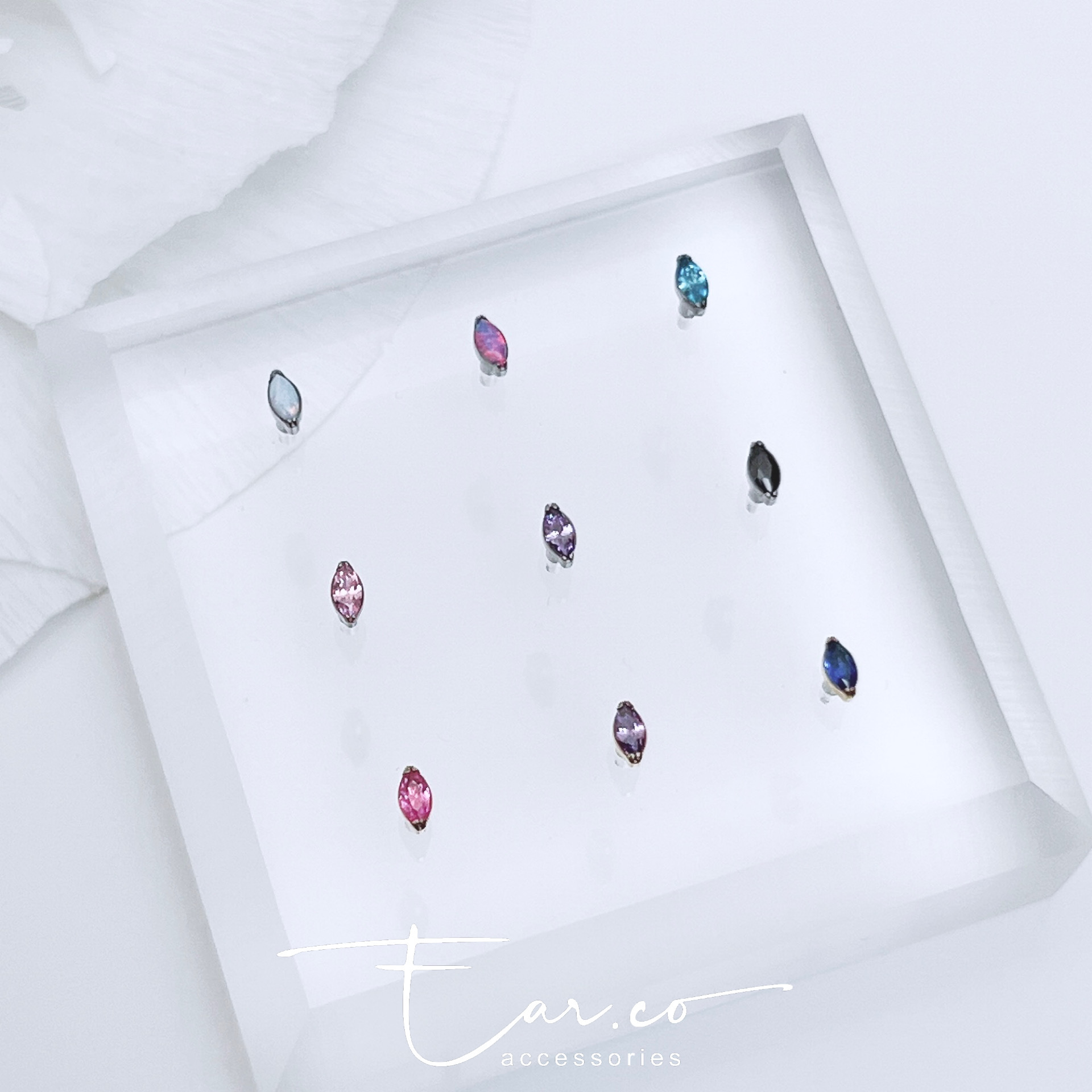 迷你閃石小菱形平頭耳門/耳珠/耳骨釘 [G23 Titanium] [單支]