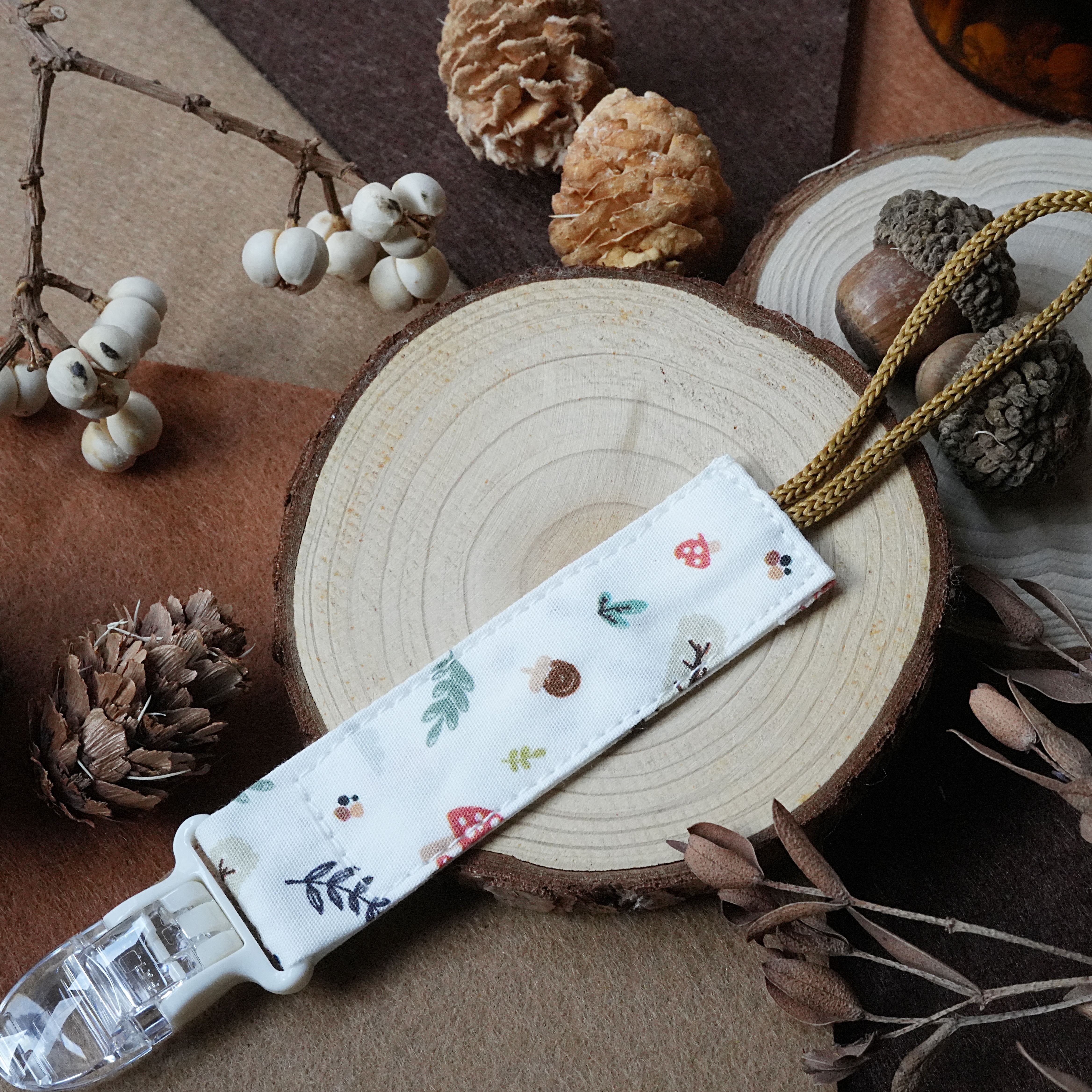 Hi Y.P store-短版鱷魚夾-獨家設計款森林橡實