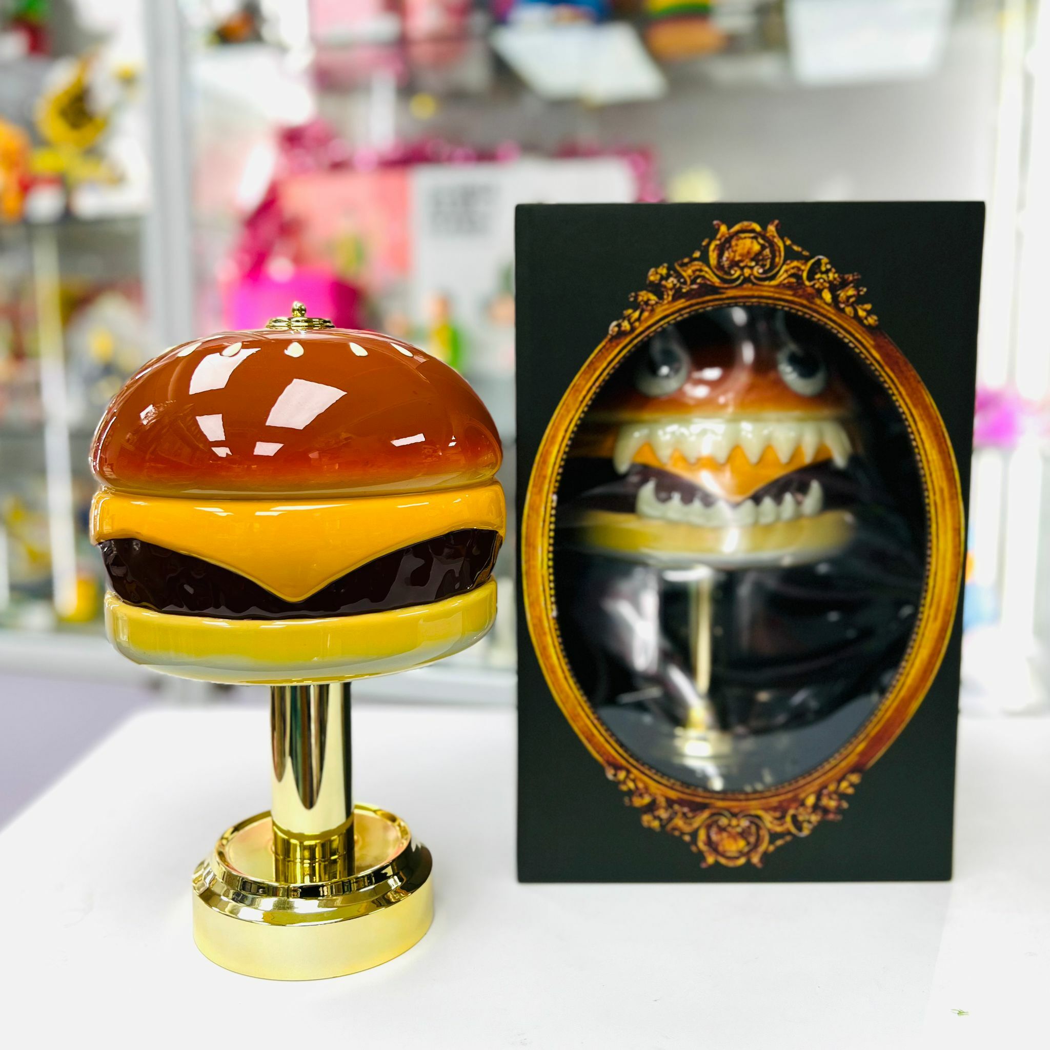 UNDERCOVER HAMBURGER Lamp