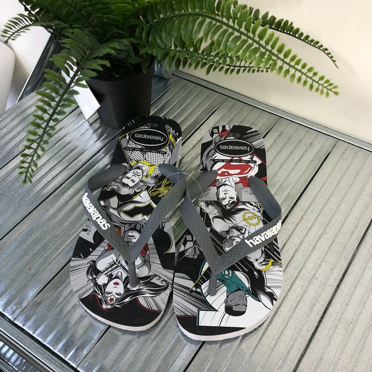 Havaianas 哈瓦仕Heoris Dc拖鞋 夾腳拖 DC漫畫 正義聯盟蝙蝠俠 灰 男女款 4141765-3428U