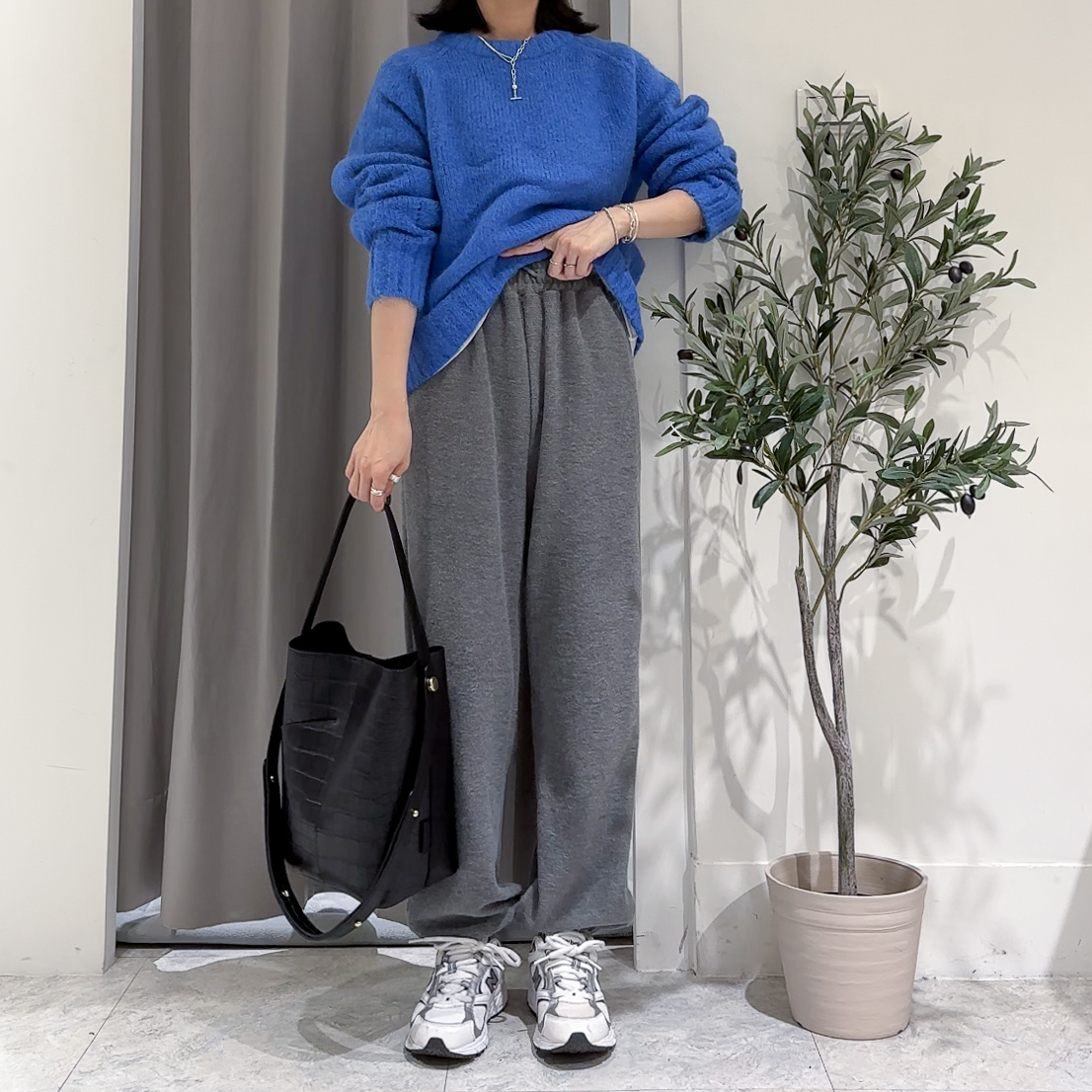 K20羊毛縮口抽繩休閒褲(架上灰)