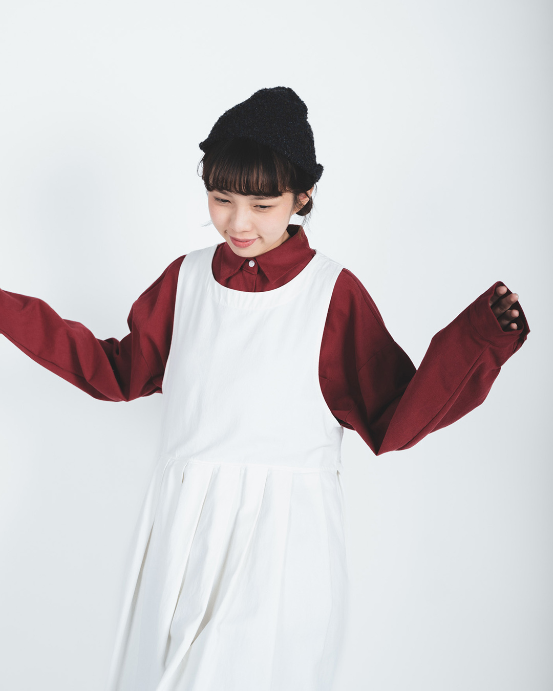 斜布背心百摺腰帶洋裝