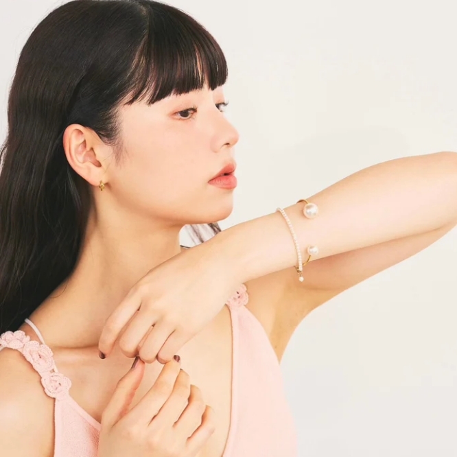 LOEM TOKYO  - TWO PEARL BANGLE
