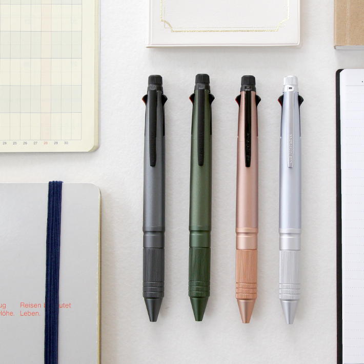 三菱 JETSTREAM 金屬筆身 4+1多機能溜溜筆｜UNI 三菱 日本