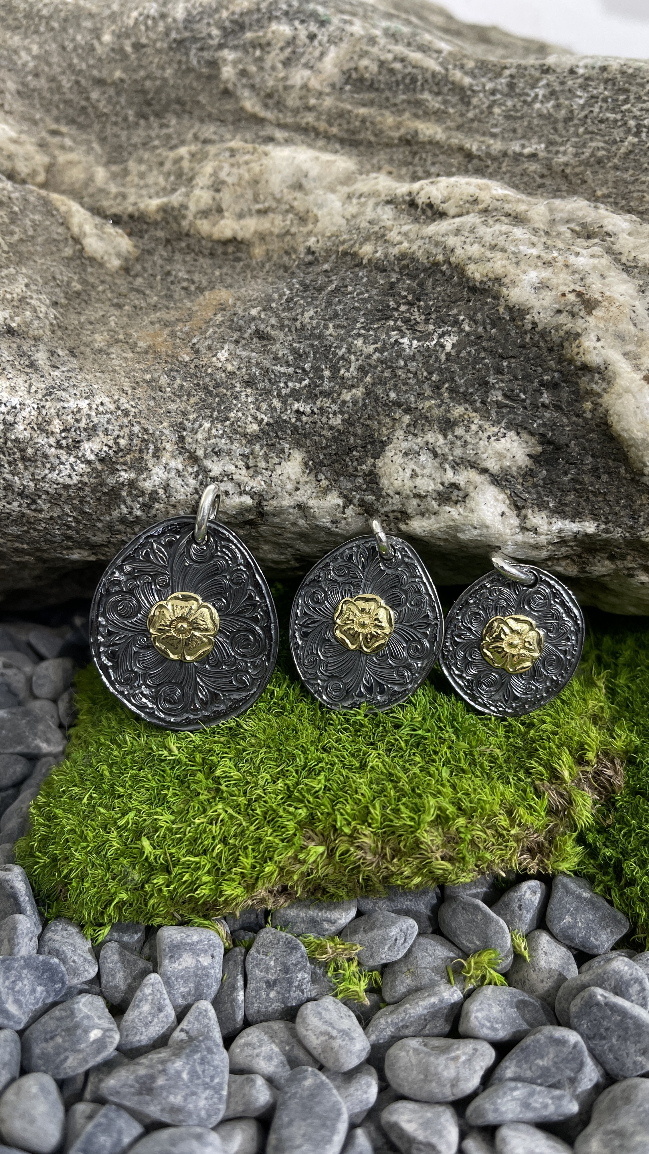 Wakan Silver Smith  點金唐草牌