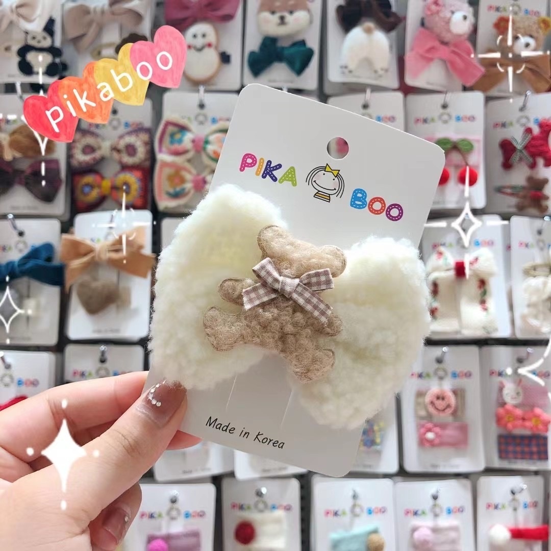 Pikaboo 韓國製 毛毛熊仔蝴蝶結鴨嘴髮夾 (白色蝴蝶結）
