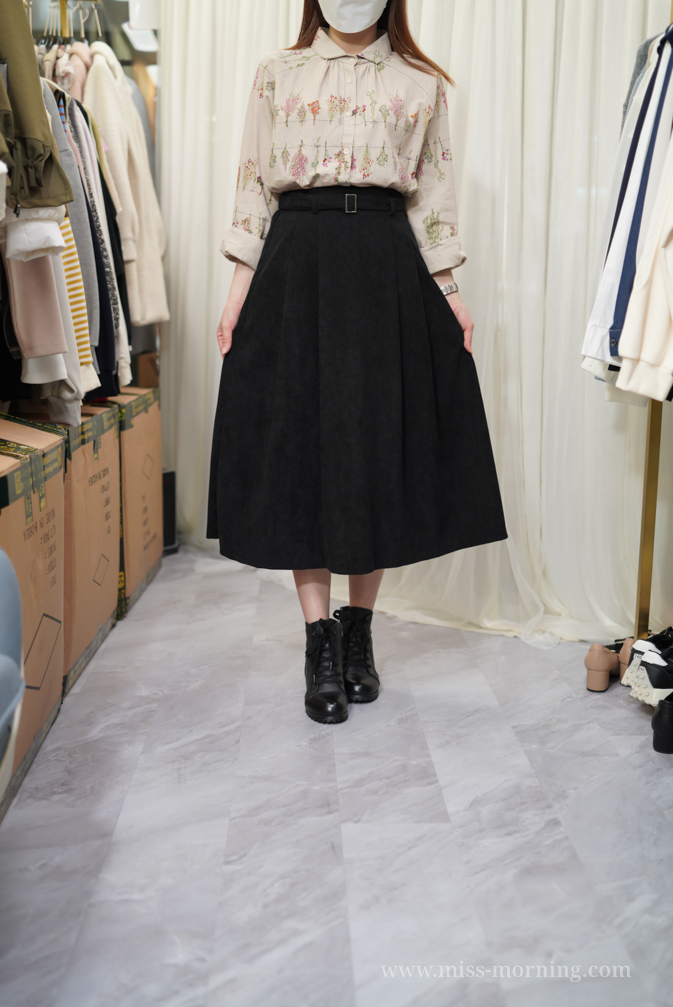 碎花款上衣(13611)&薄身燈芯絨顯瘦裙(33674)