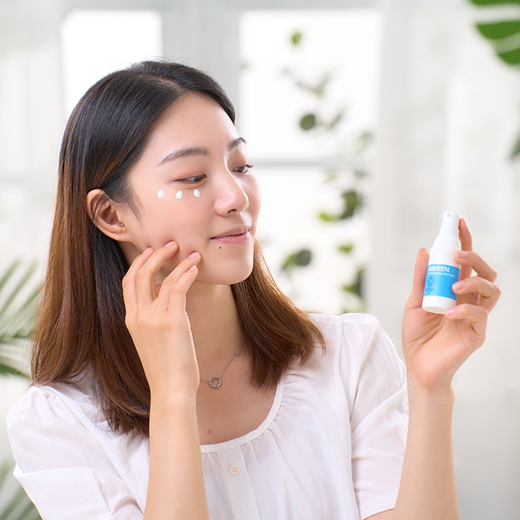 洋甘菊潤采眼霜