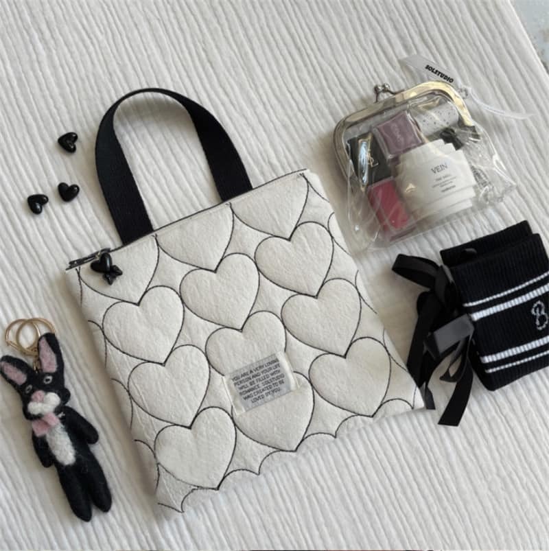 heart grey bag