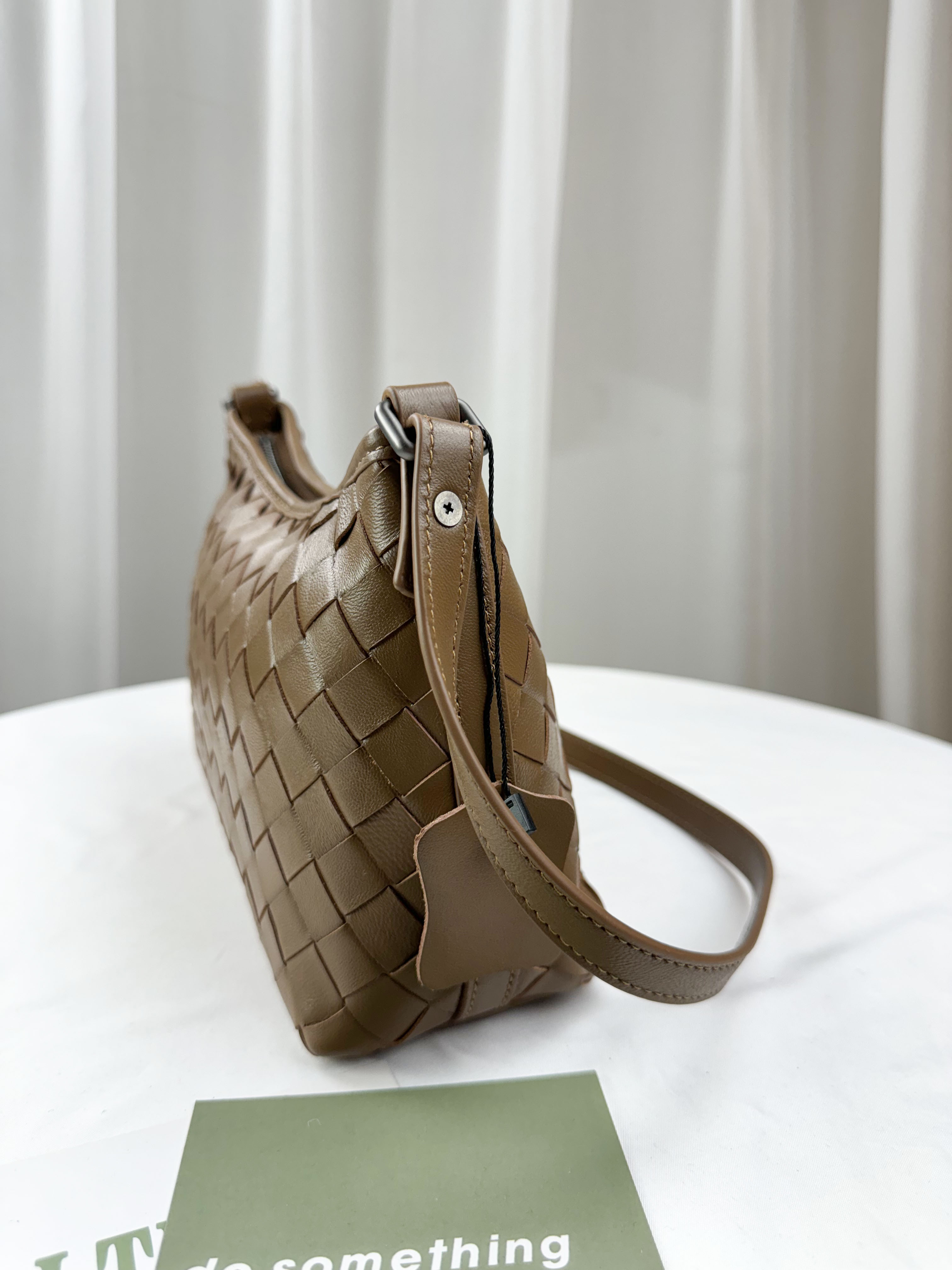 咖啡棕 細編織真皮牛皮側背包 #SM-3016