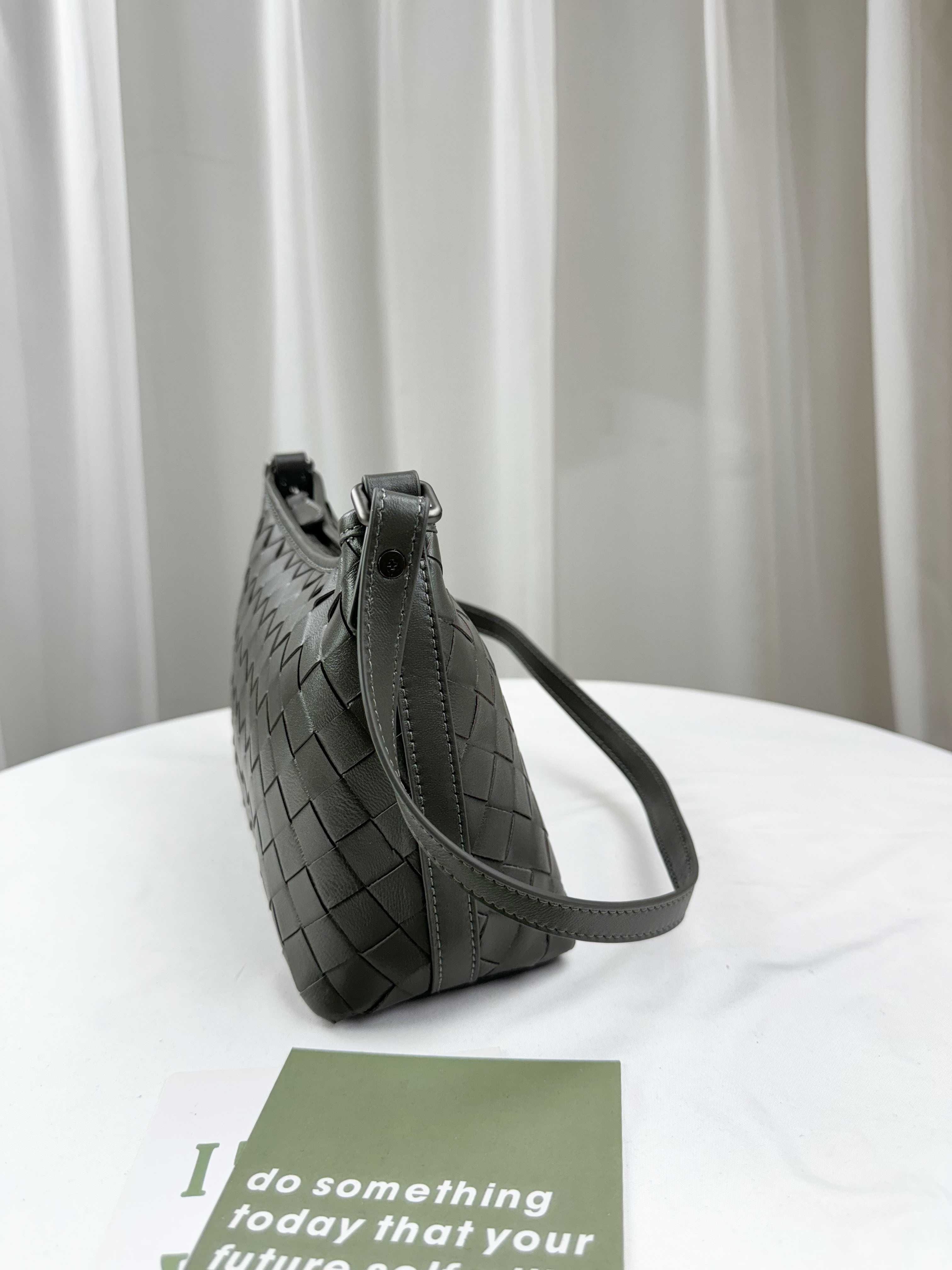 大象灰 細編織真皮牛皮側背包 #SM-3016