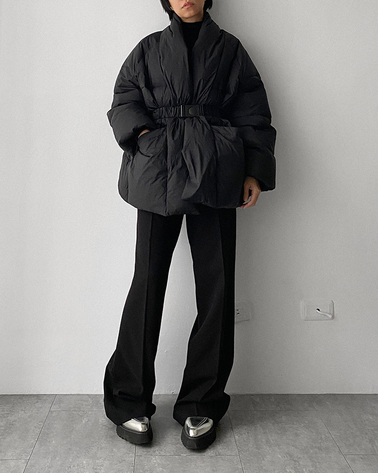 MFO-2445 鴨絨V領收腰外套