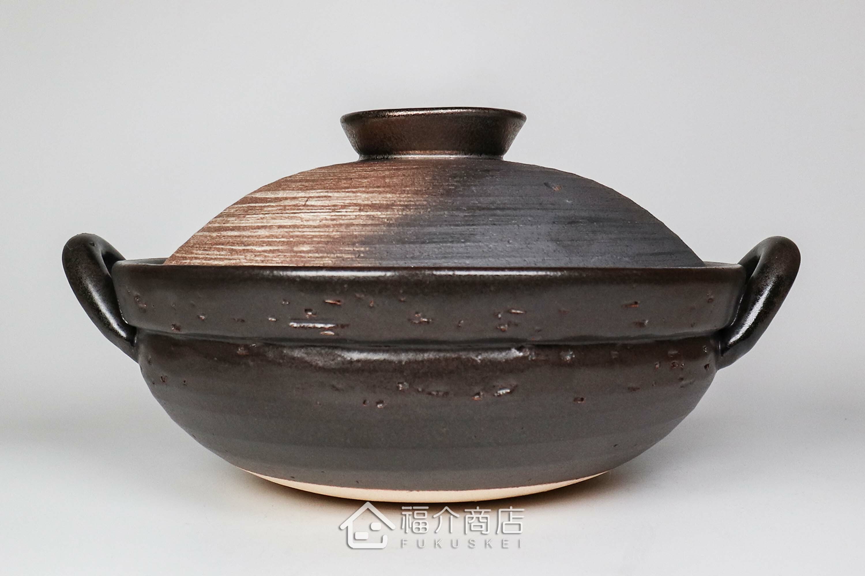 煮火鍋的日本陶鍋