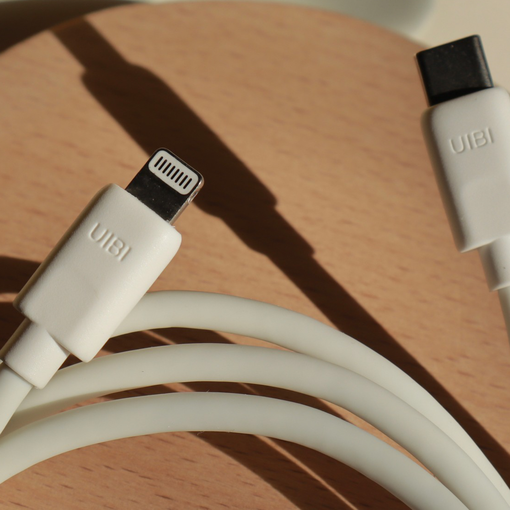 UIBI 20W 迷你快充