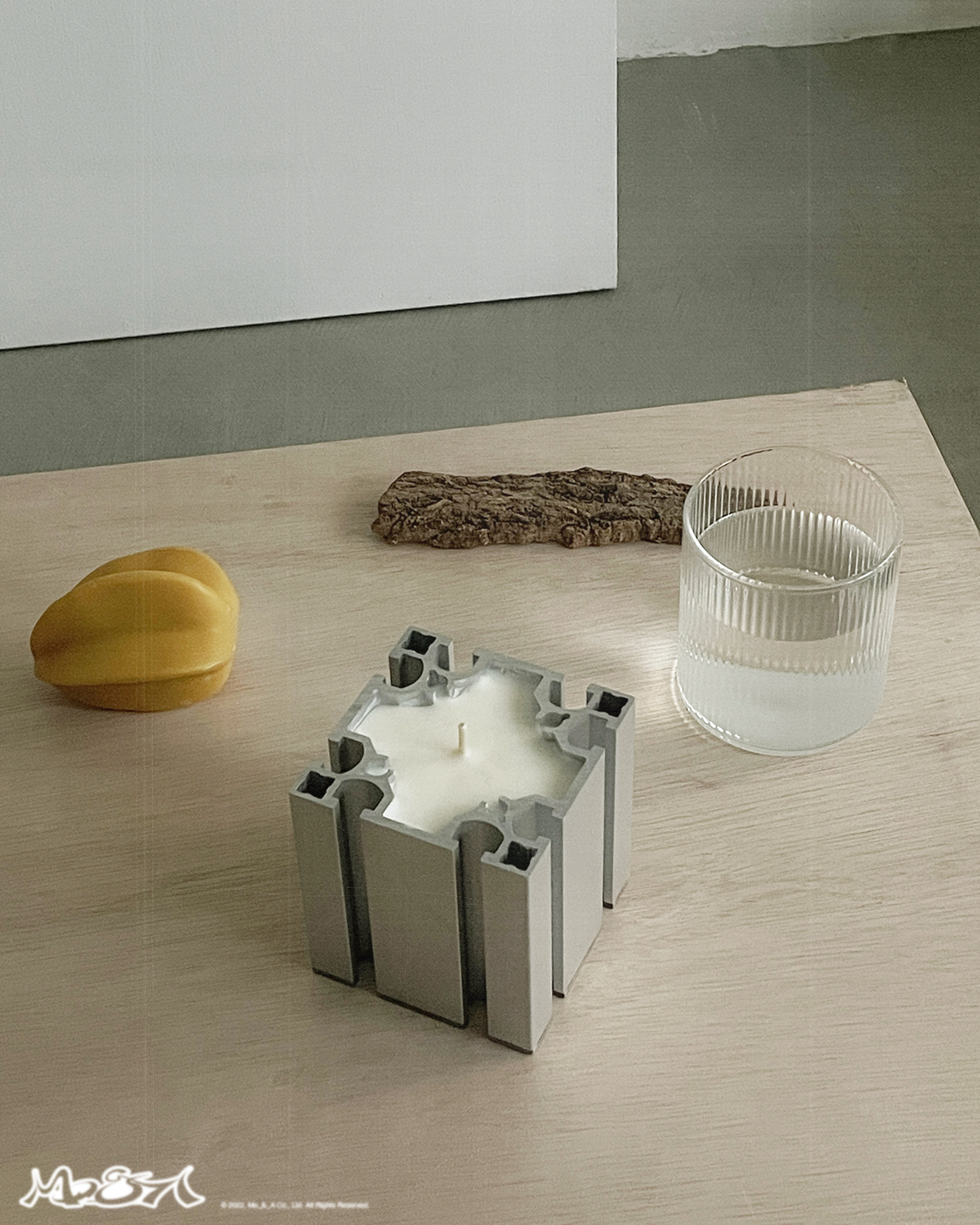 Mo_&_A｜AL-RESEARCH Scented Candle "Summer Salt"