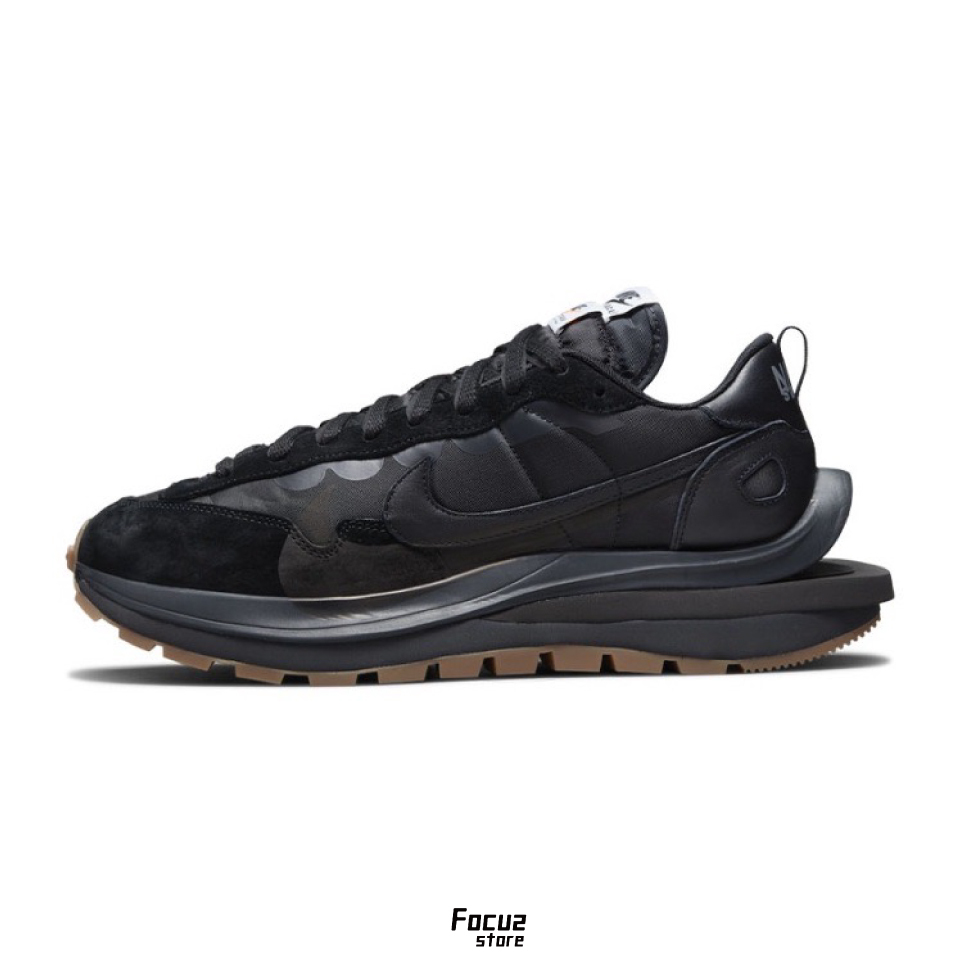 【Focus Store】現貨秒發 Sacai x Nike VaporWaffle "Black Gum" 黑生膠 DD1875-001