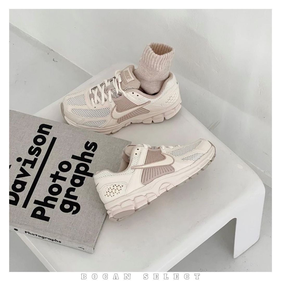 NIKE ZOOM VOMERO 杏仁奶茶  (FQ6868-111)