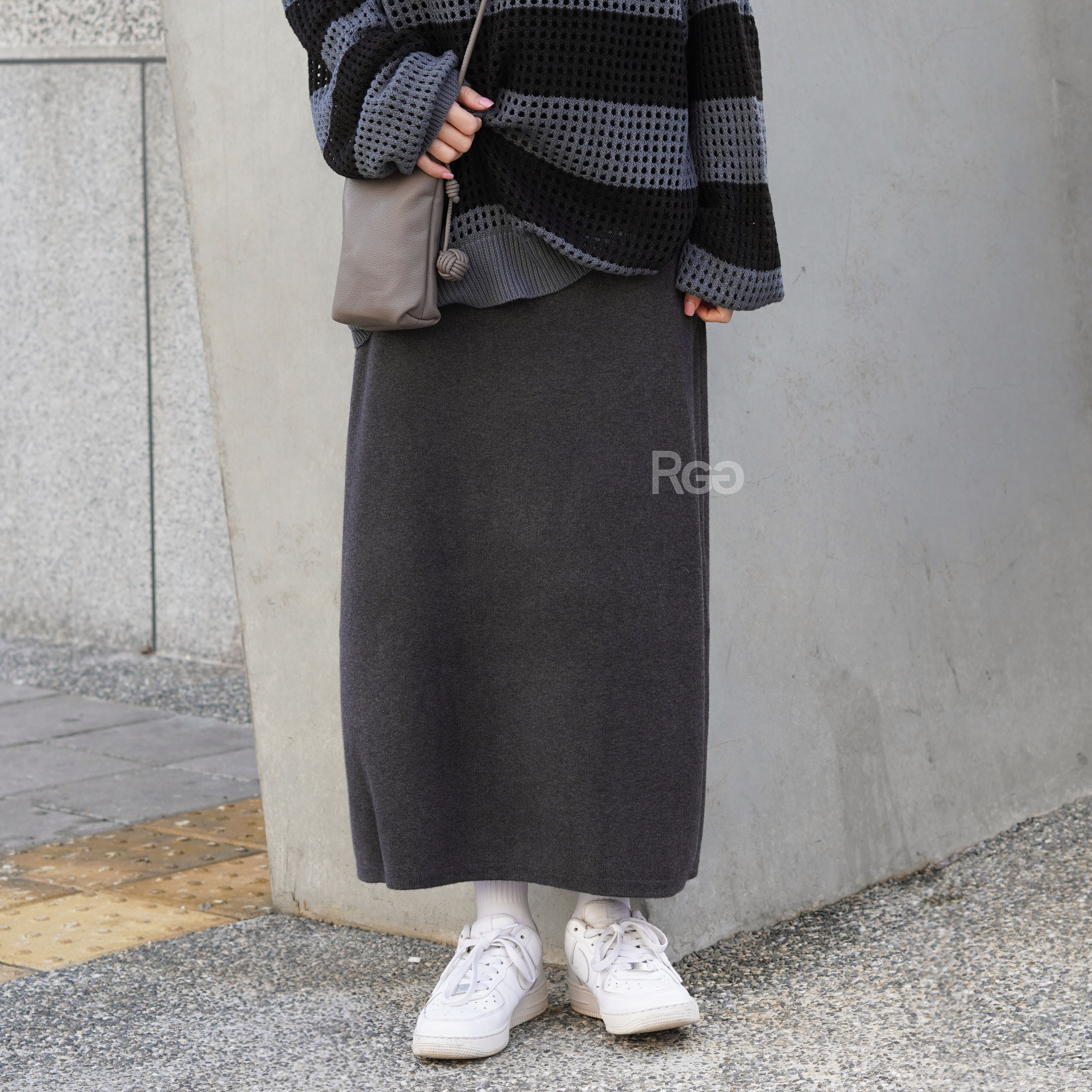 #2380 厚針織綁帶A字裙