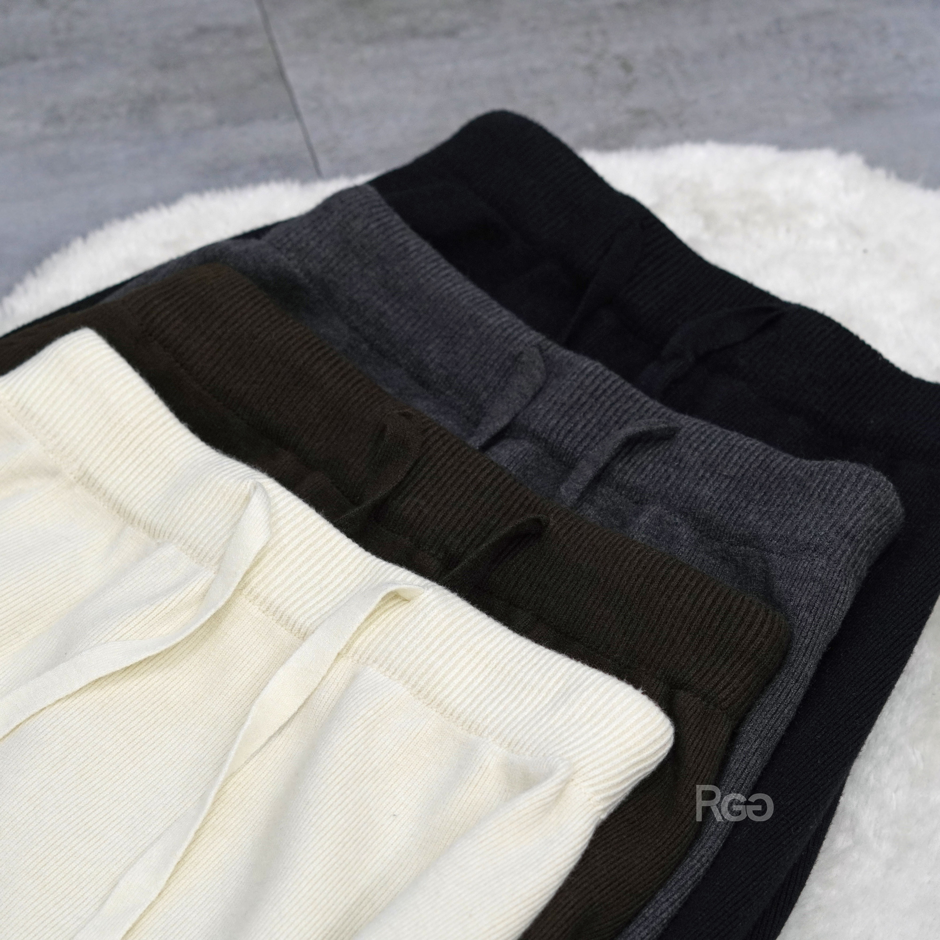 #2380 厚針織綁帶A字裙細節照