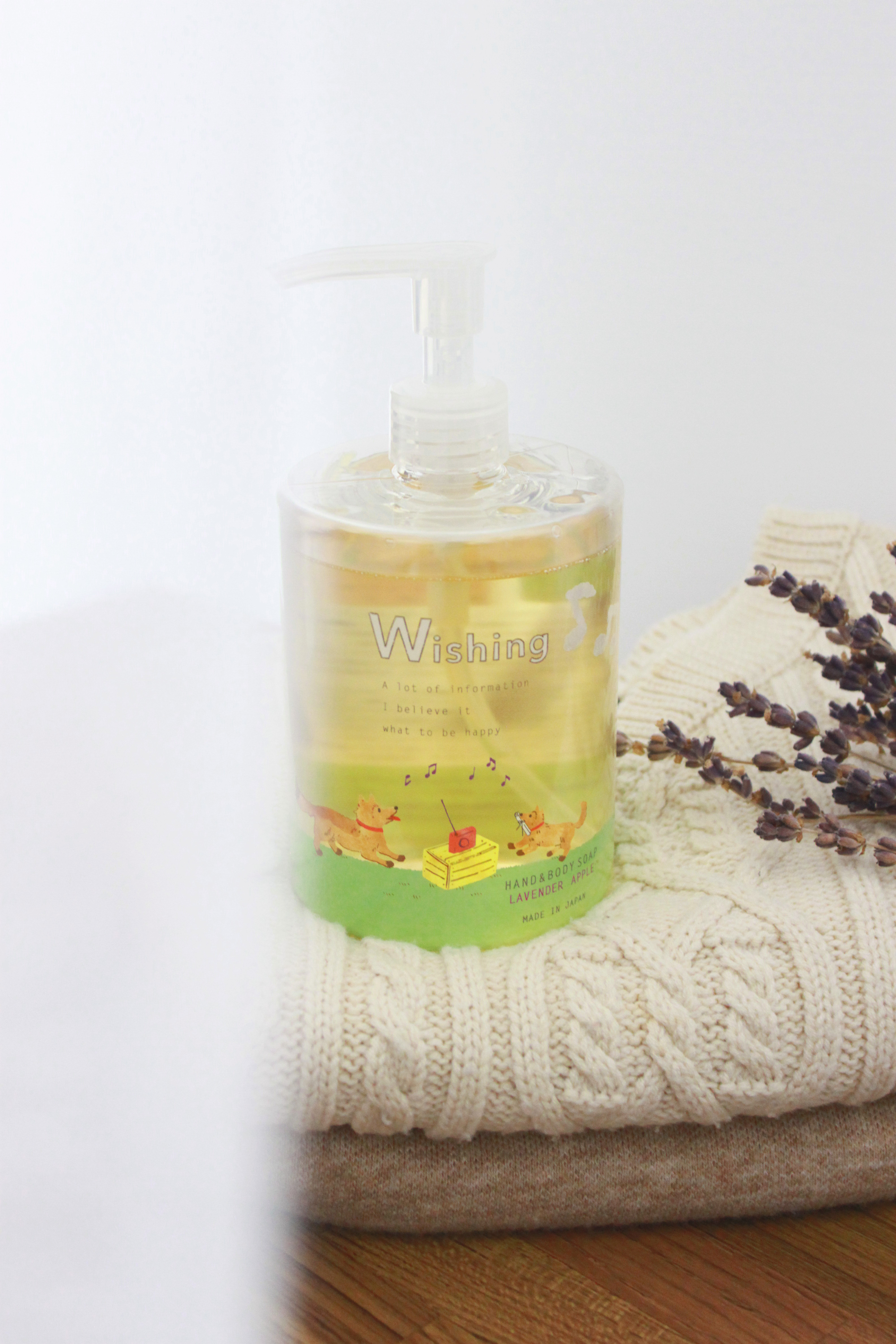 日本 Wishing 手部&身體有機潔膚液 450ml 【薰衣草蘋果】