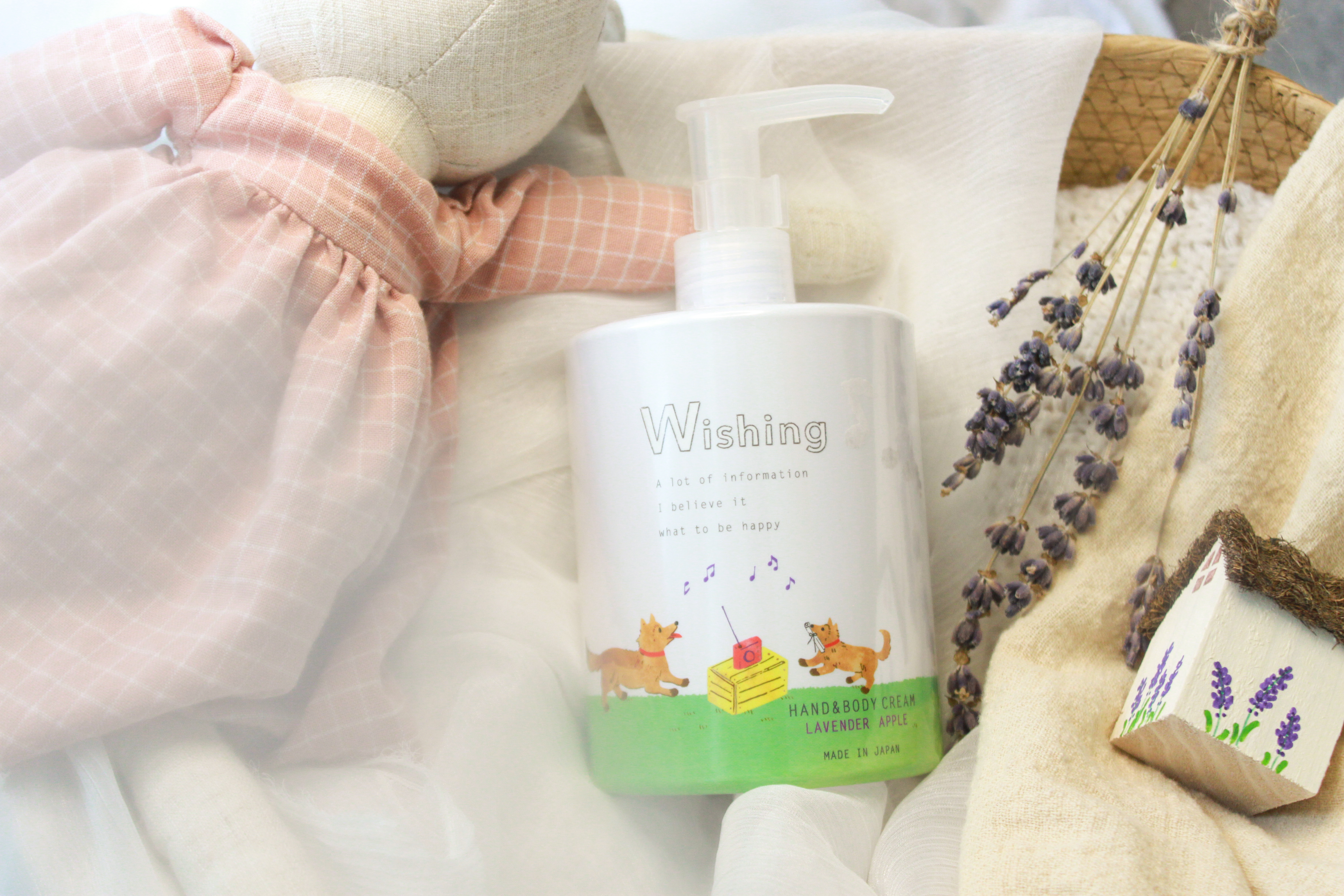 日本 Wishing 手部&身體有機乳液 400ml 【薰衣草蘋果】