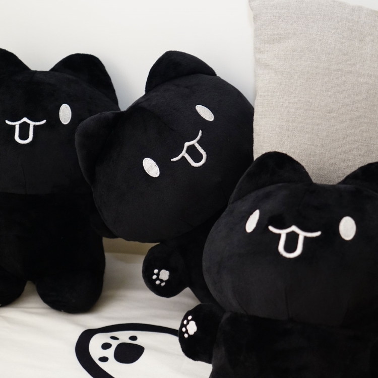 黑炭貓帕吉實體化 可愛貓咪娃娃