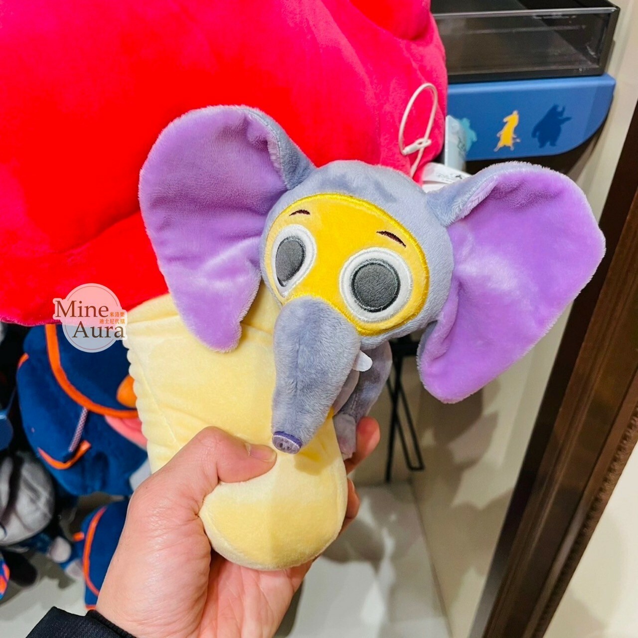 飛仔 Finnick 絨毛 大象裝扮 腳印冰棒造型 抱枕 靠墊 動物方城市 Zootopia -上海迪士尼樂園