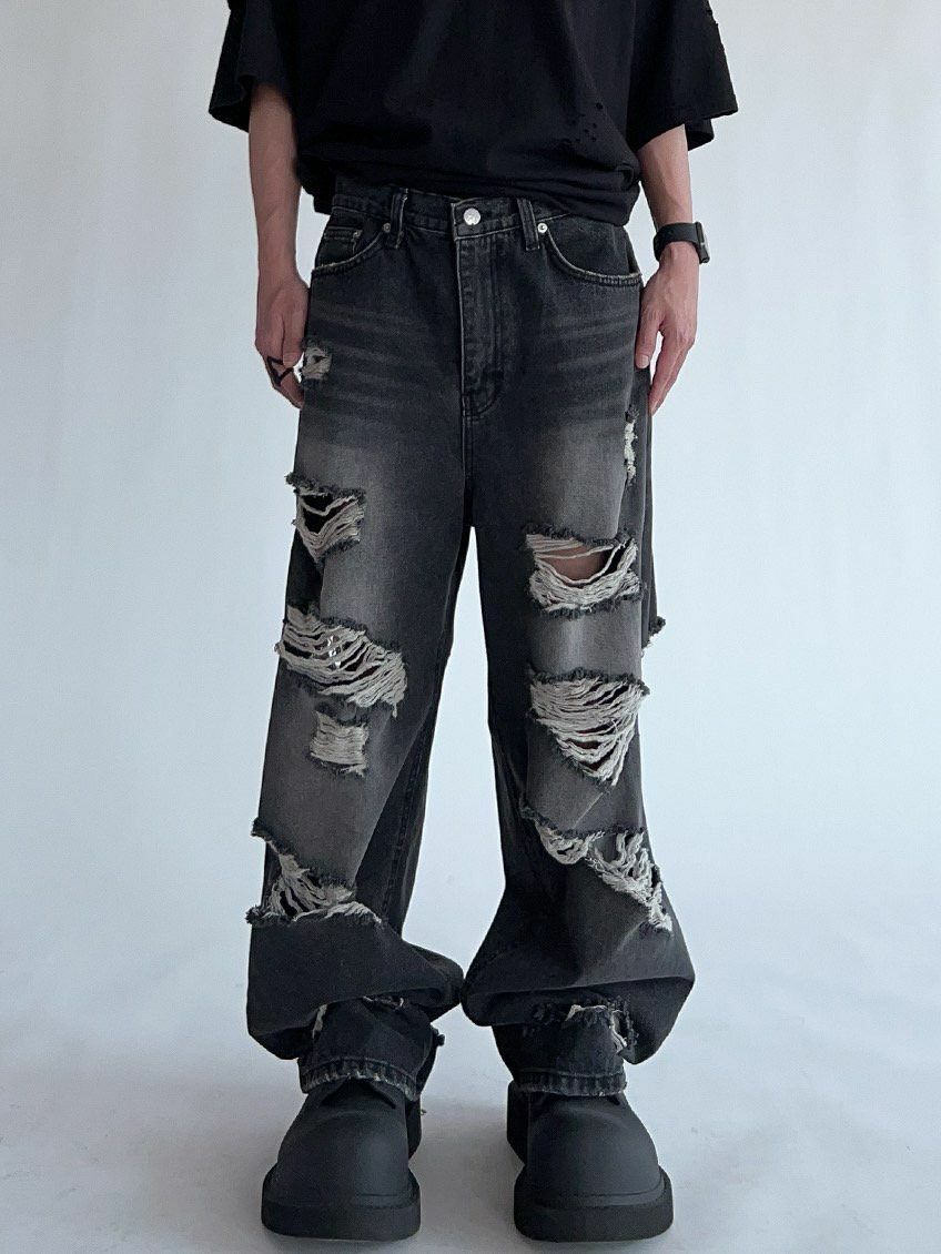 洗水前後破洞鬆身牛仔褲 J692