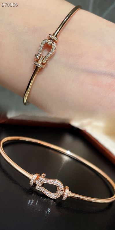 大牌明星款18k玫瑰金鑽石手鐲