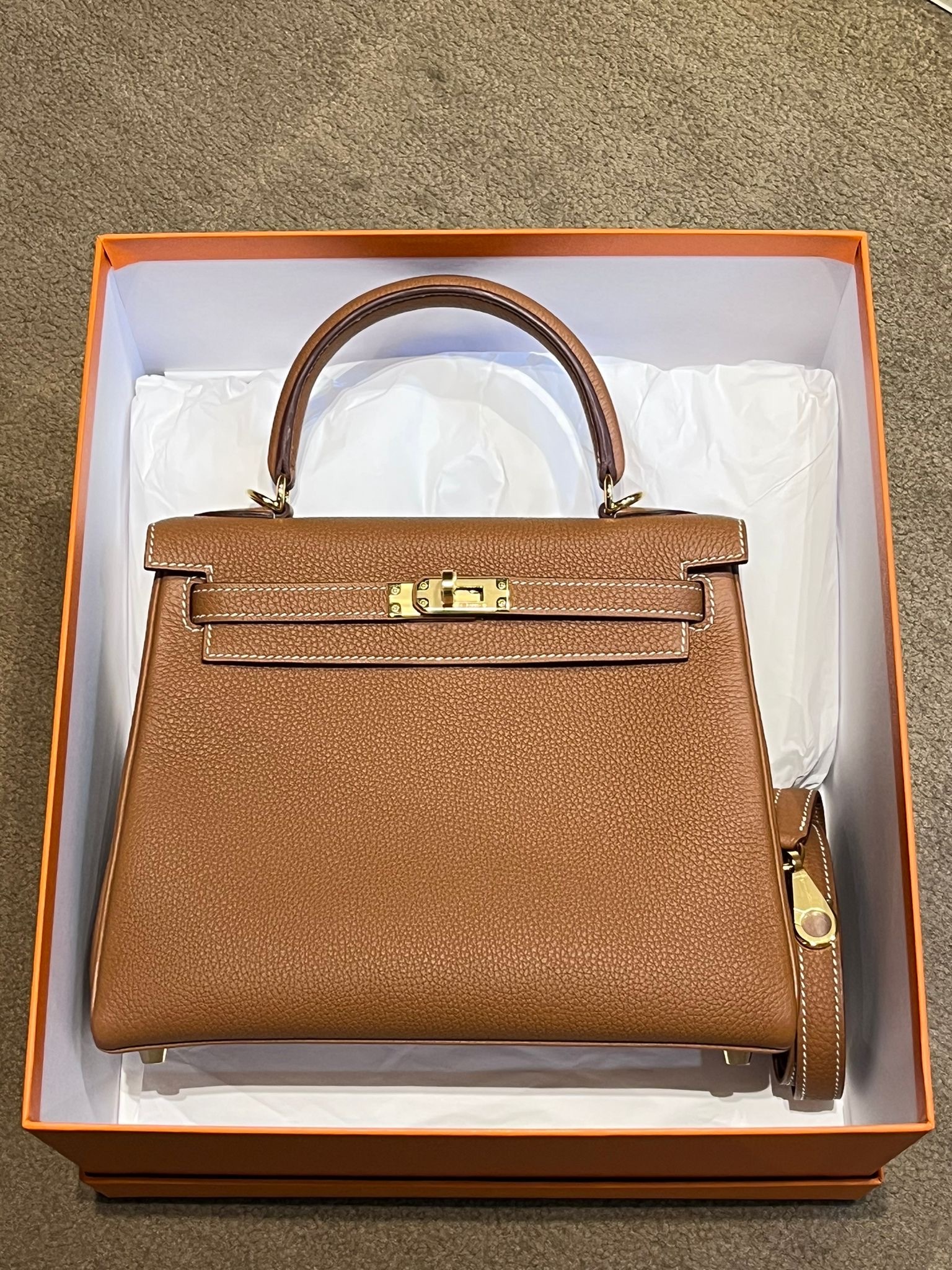 Kelly 25 37 gold cc togo B