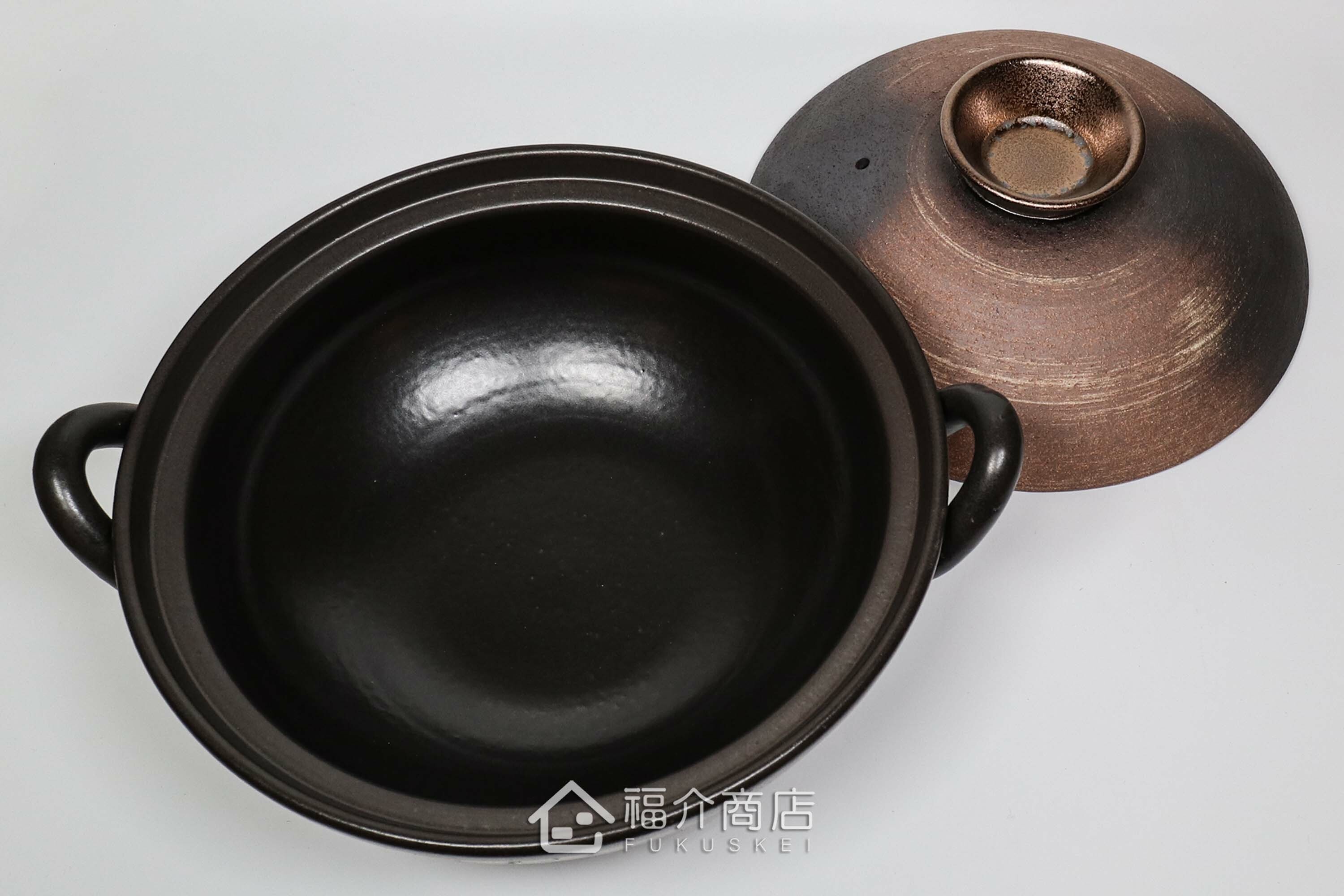 煮火鍋的日本陶鍋