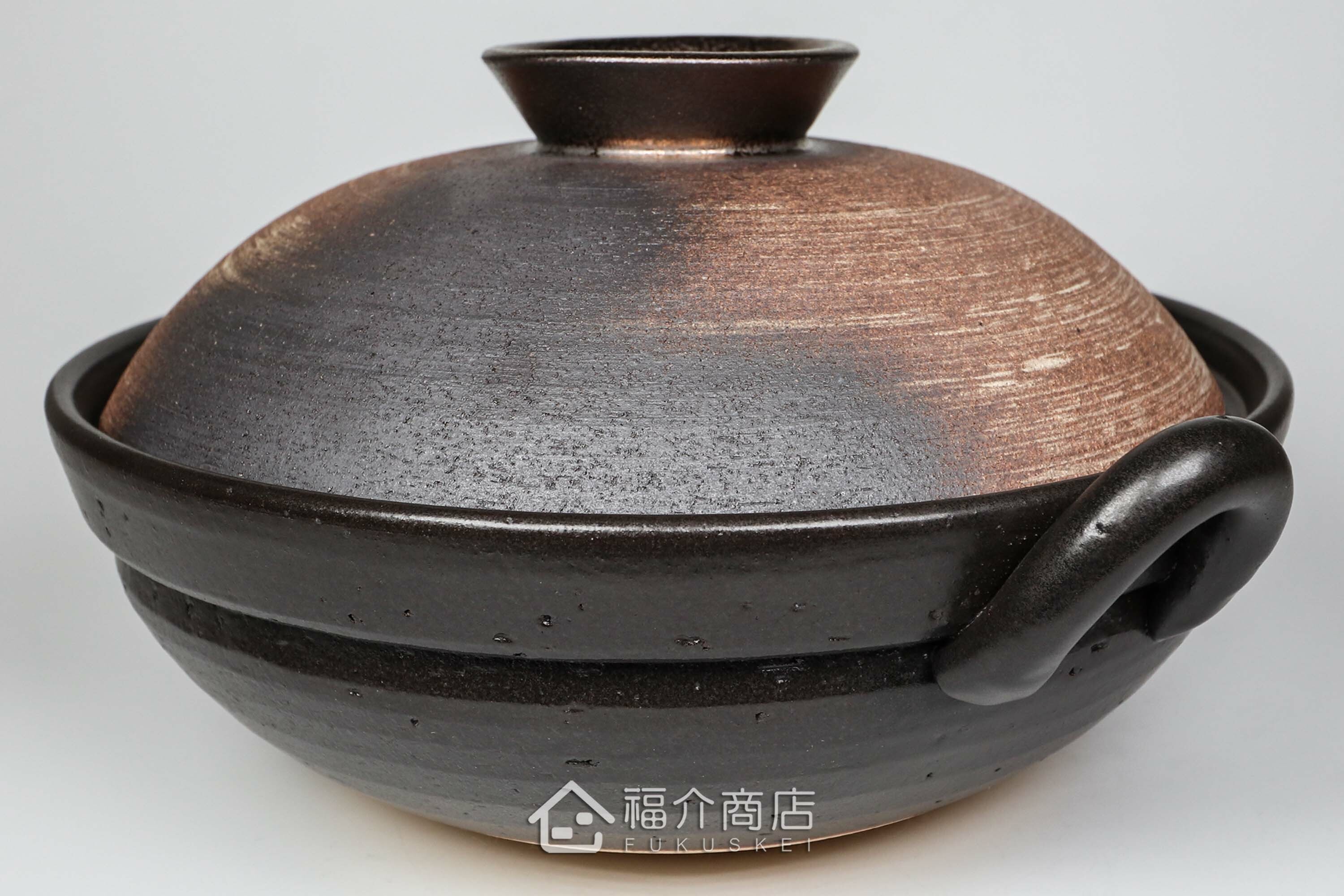 煮火鍋的日本陶鍋