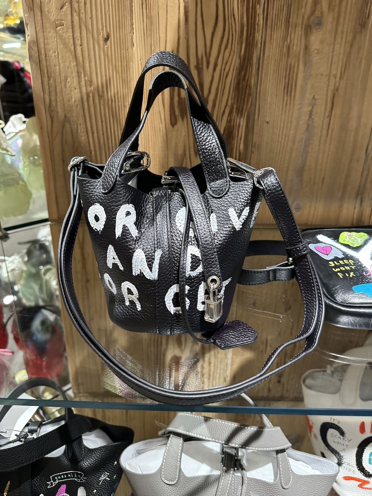 日本hand painting 包包 白色字母款-M