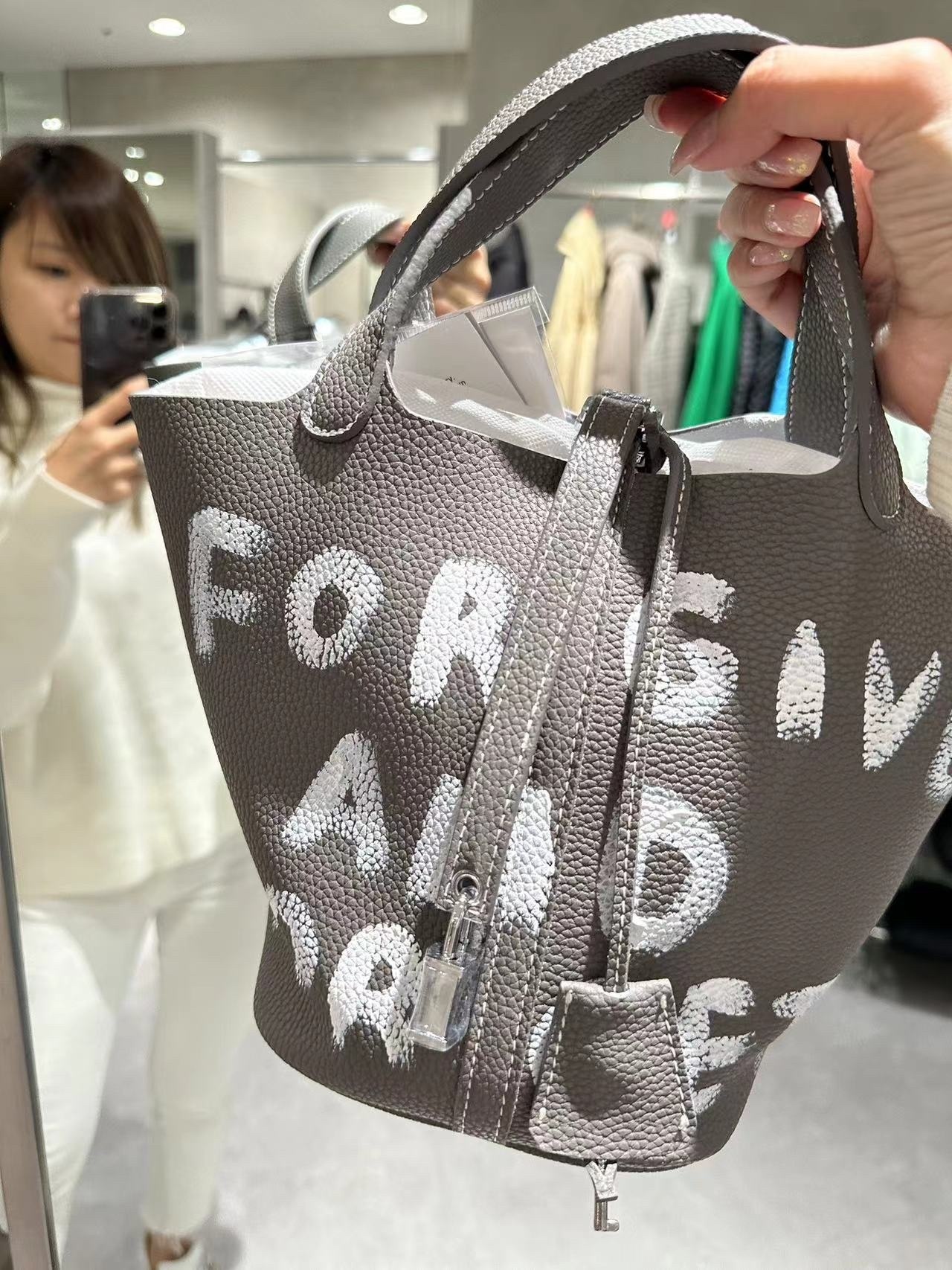 日本hand painting 包包 大象灰字母款 -M