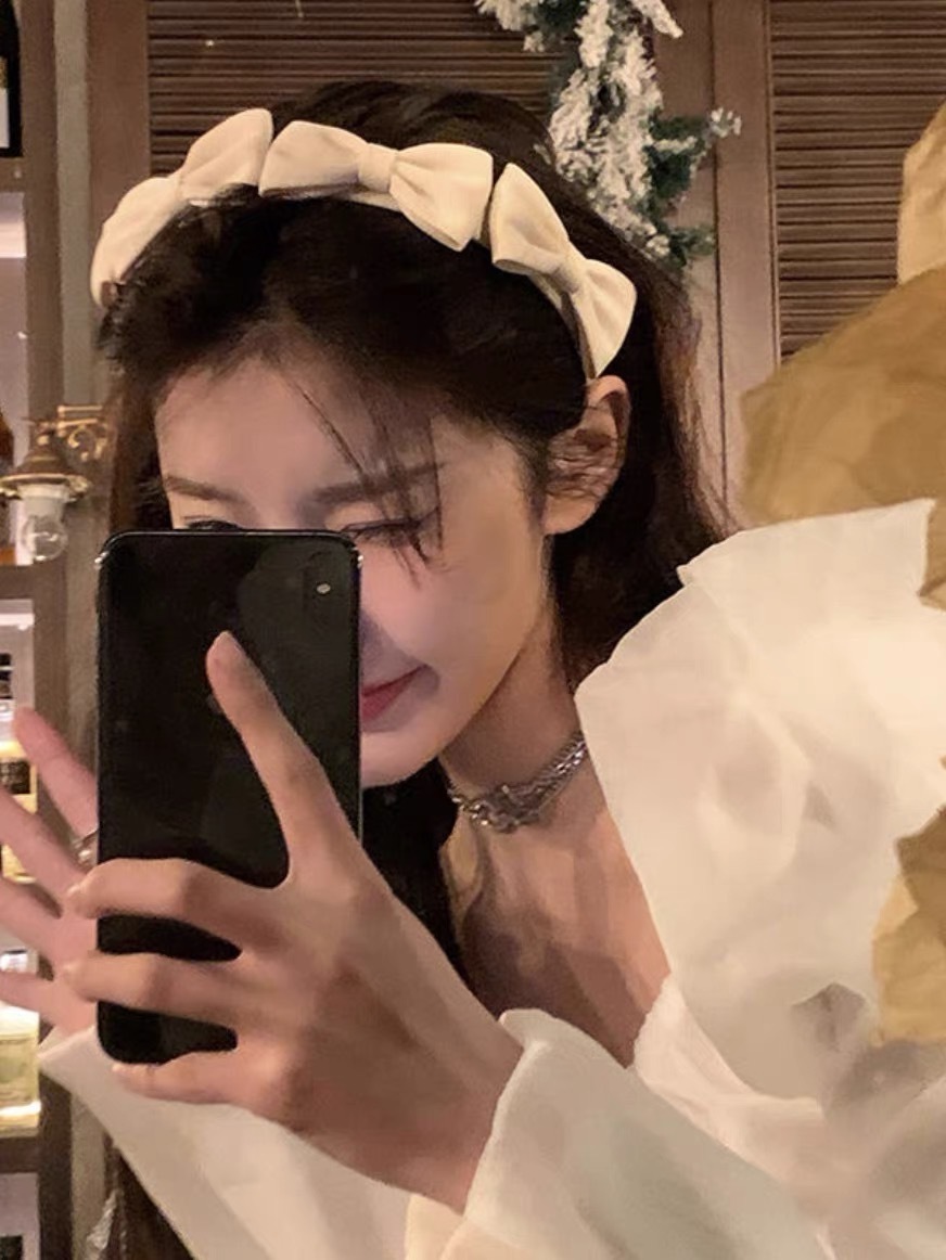 Bow Elegance Headband